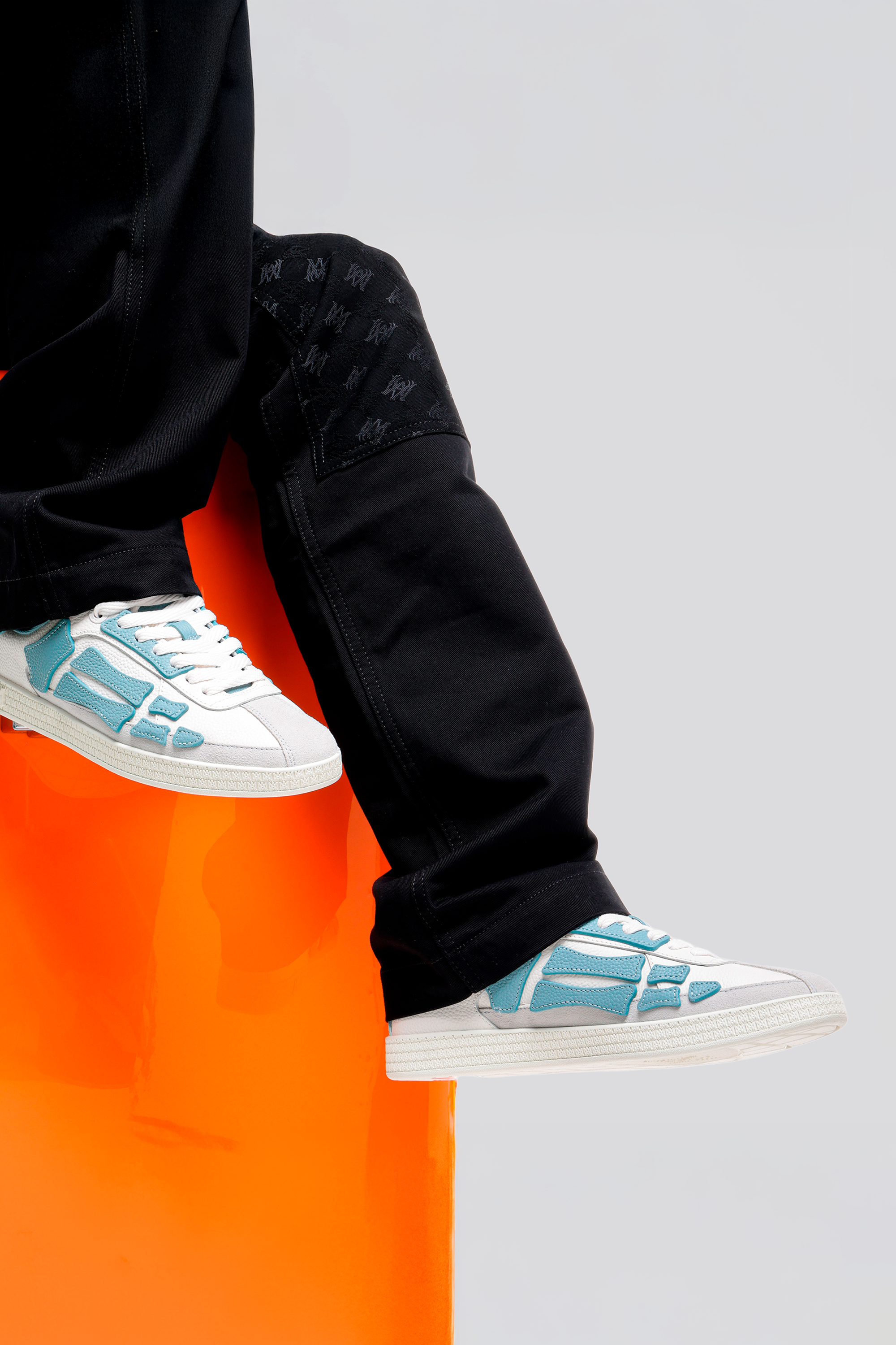 AMIRI Pacific Bones Sneakers: la elegancia rebelde de la colección 2025