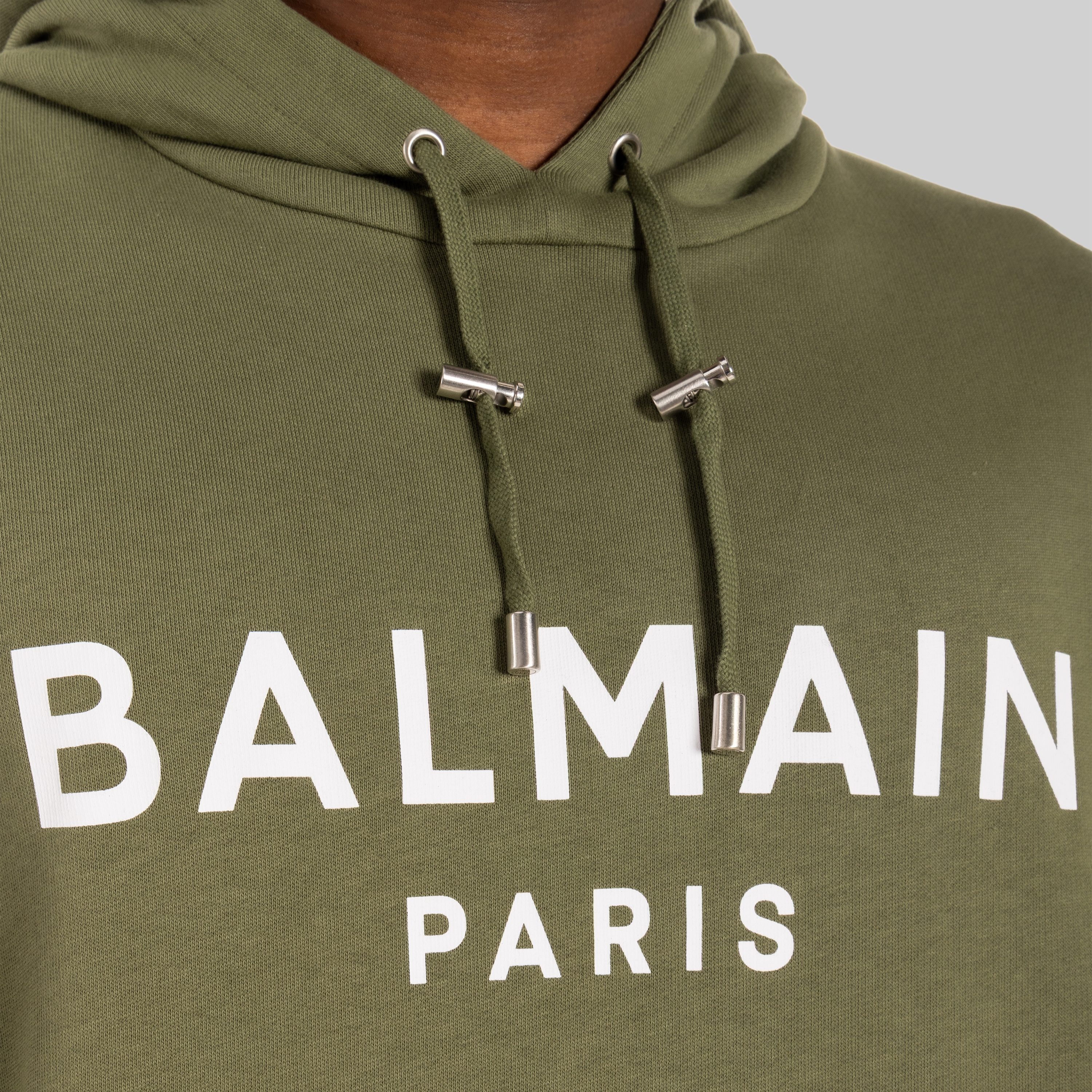 Buzo Verde Balmain Paris Logo