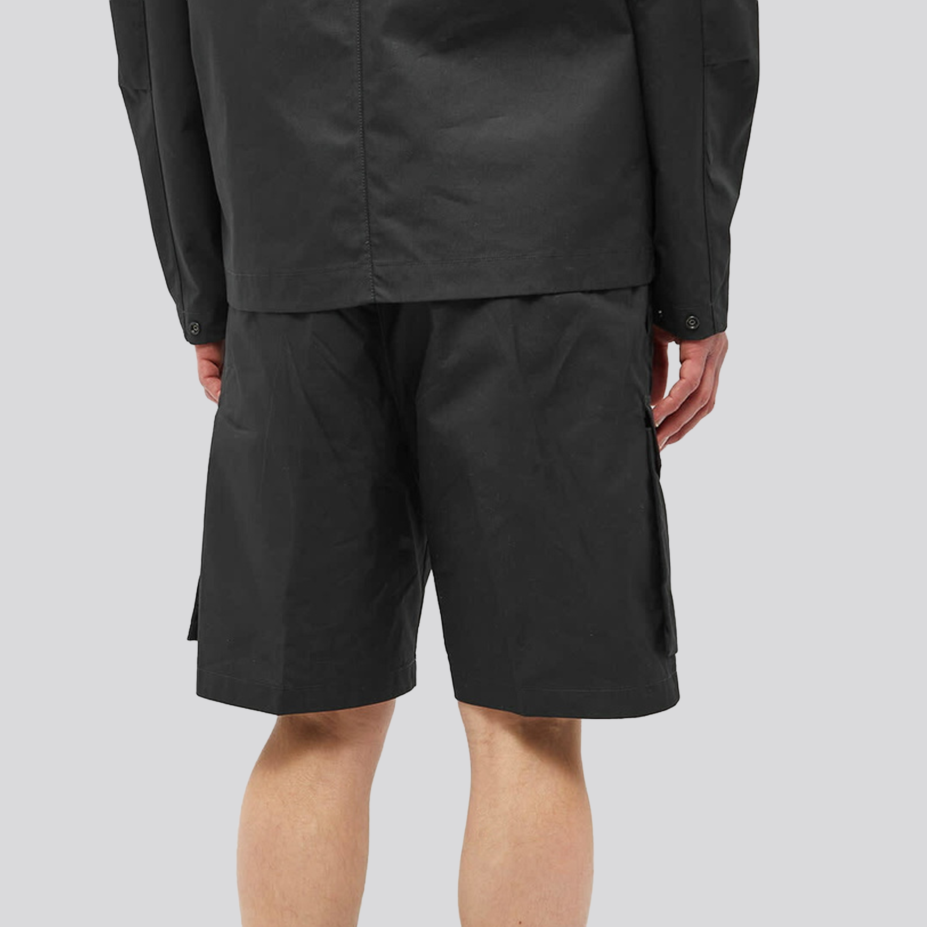 Short Negro Stone Island Tag