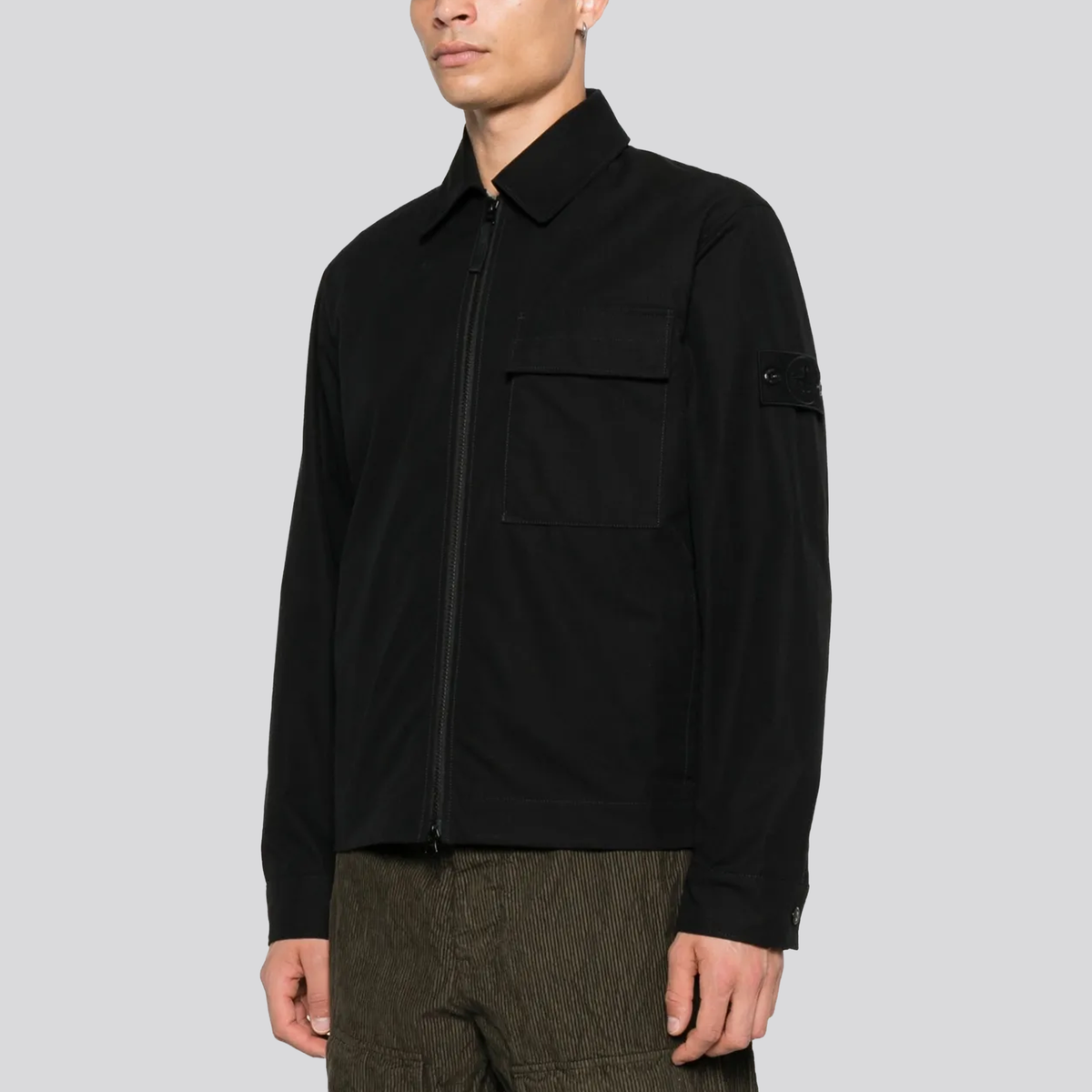 Camisa Negra Stone Island Ghost