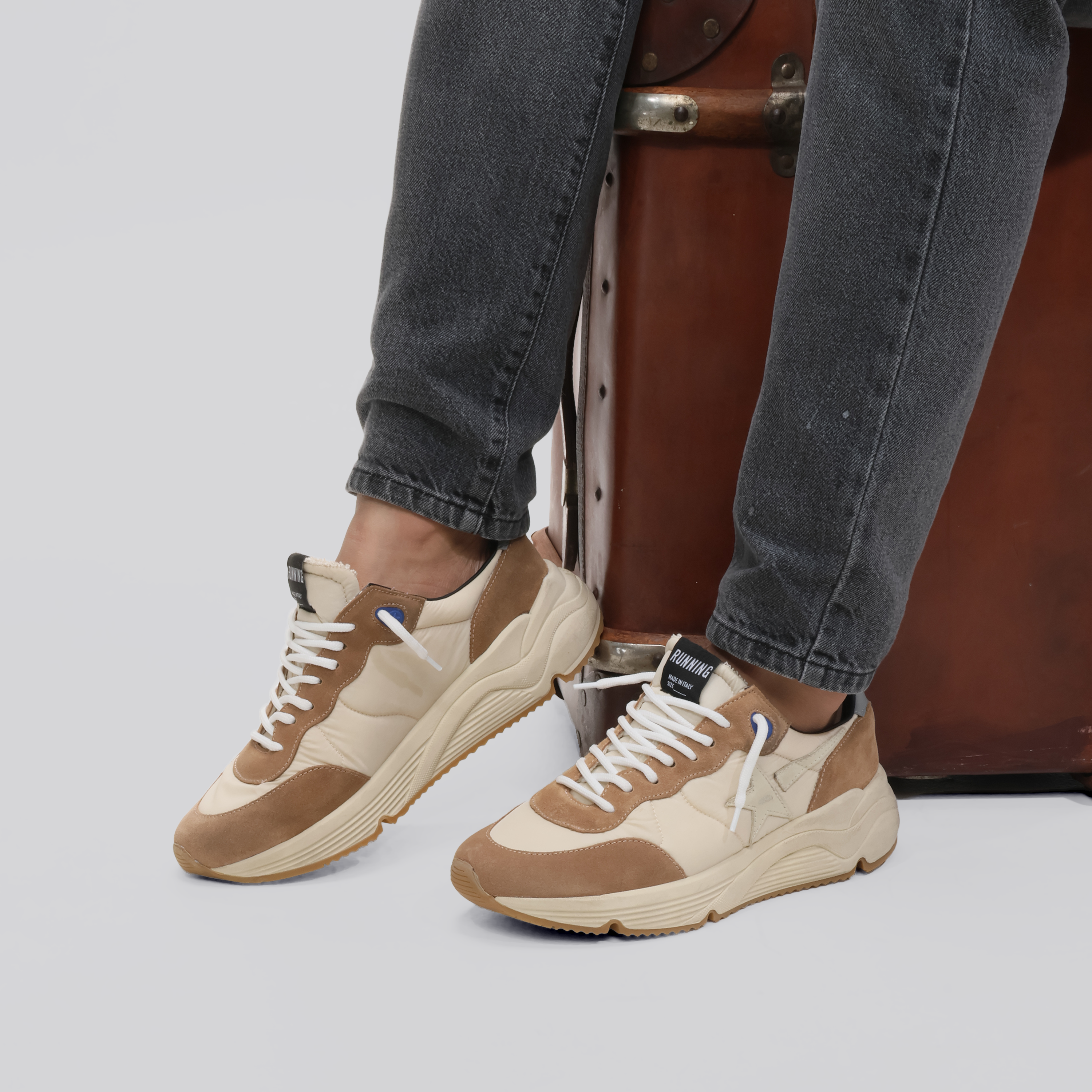 Sneakers Beige Golden Goose Runner