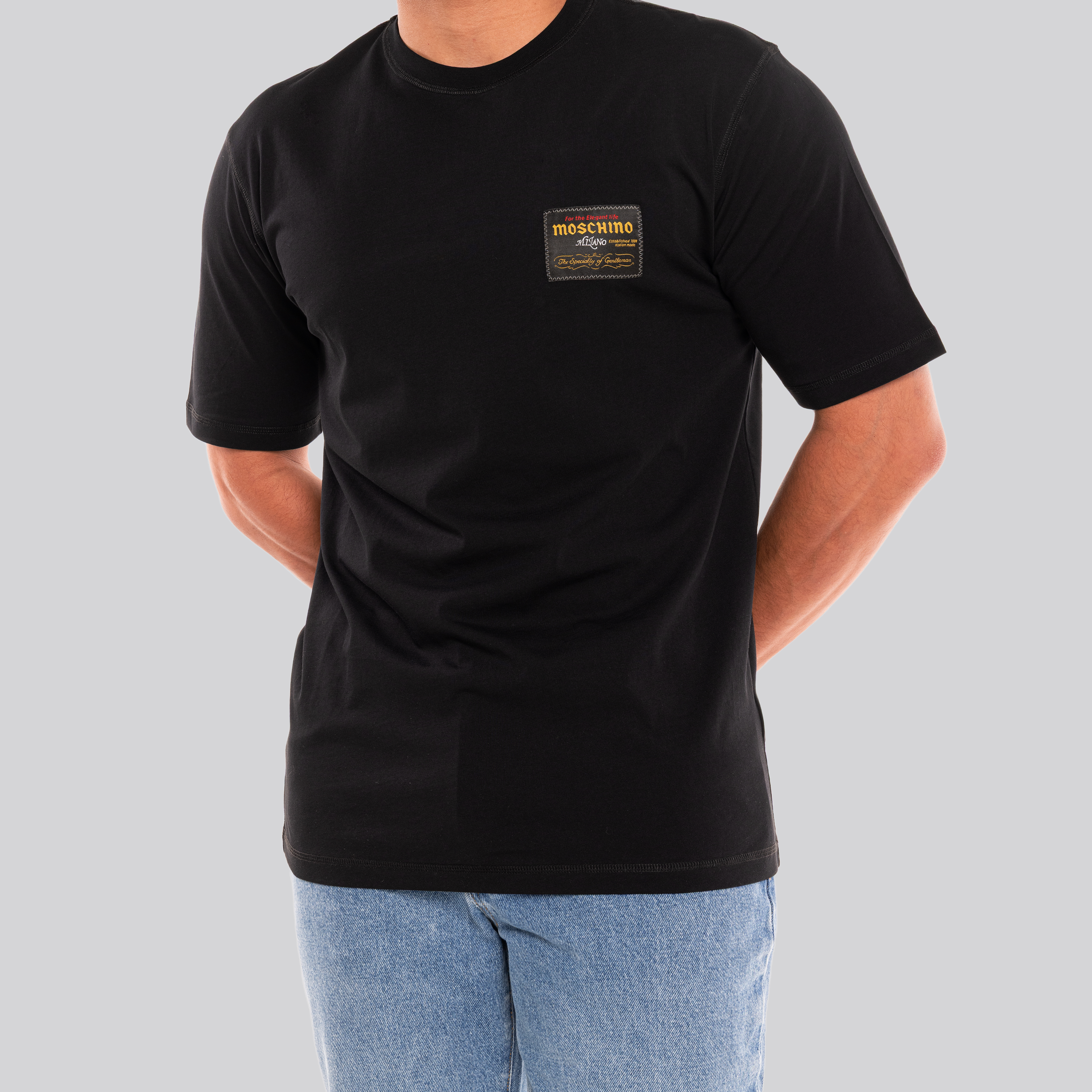 Camiseta Negra Moschino Tag