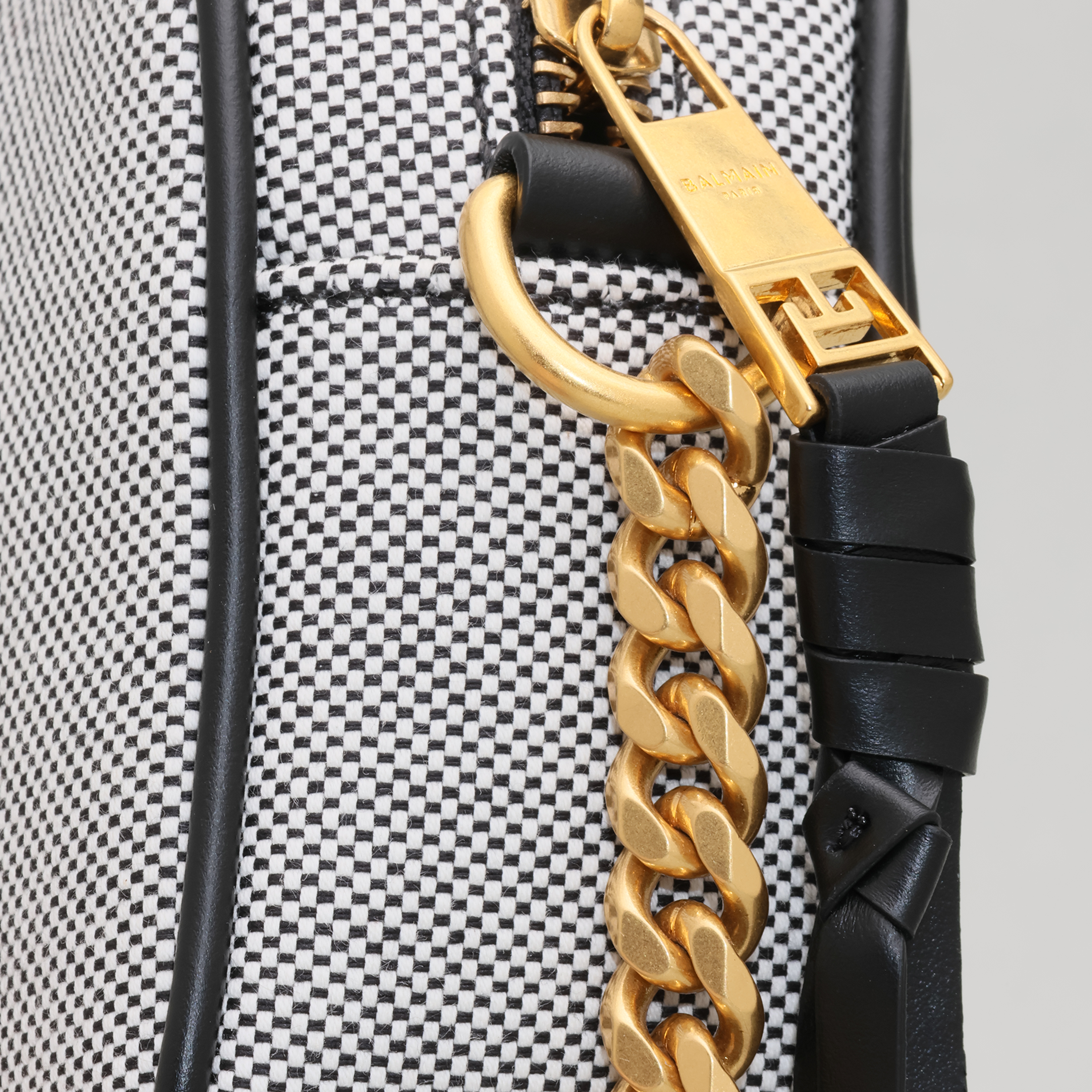 Cartera Gris Balmain B-Army Camera