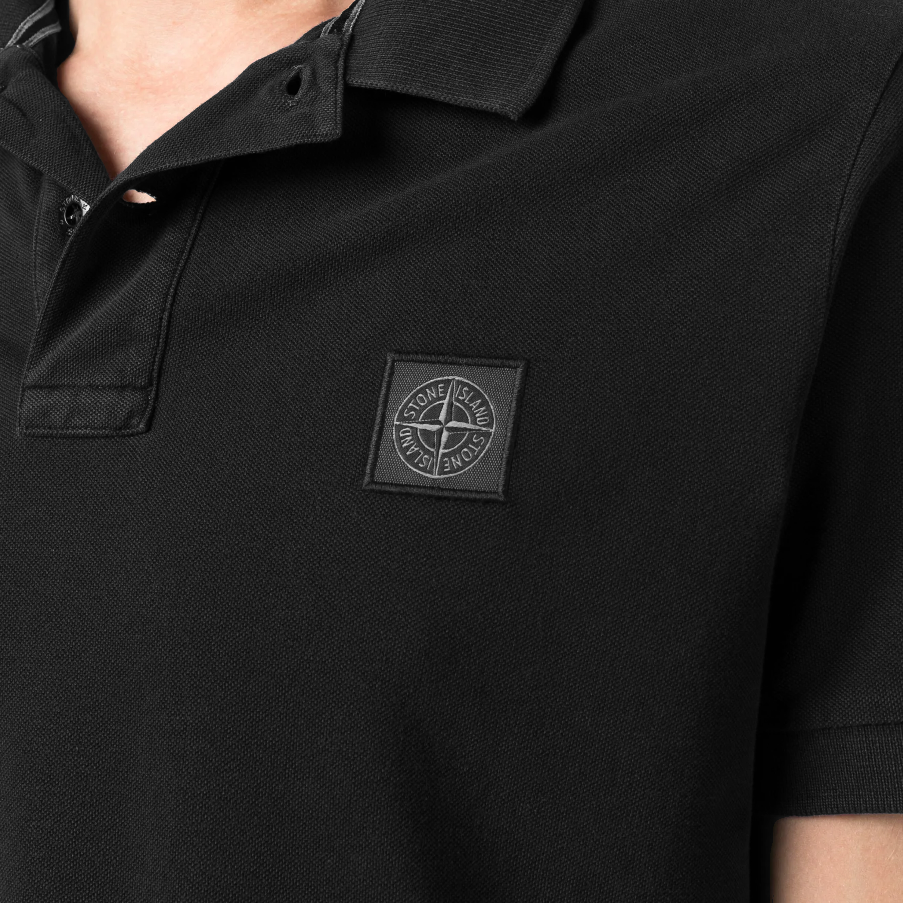 Camiseta Tipo Polo Negra Stone Island Compass