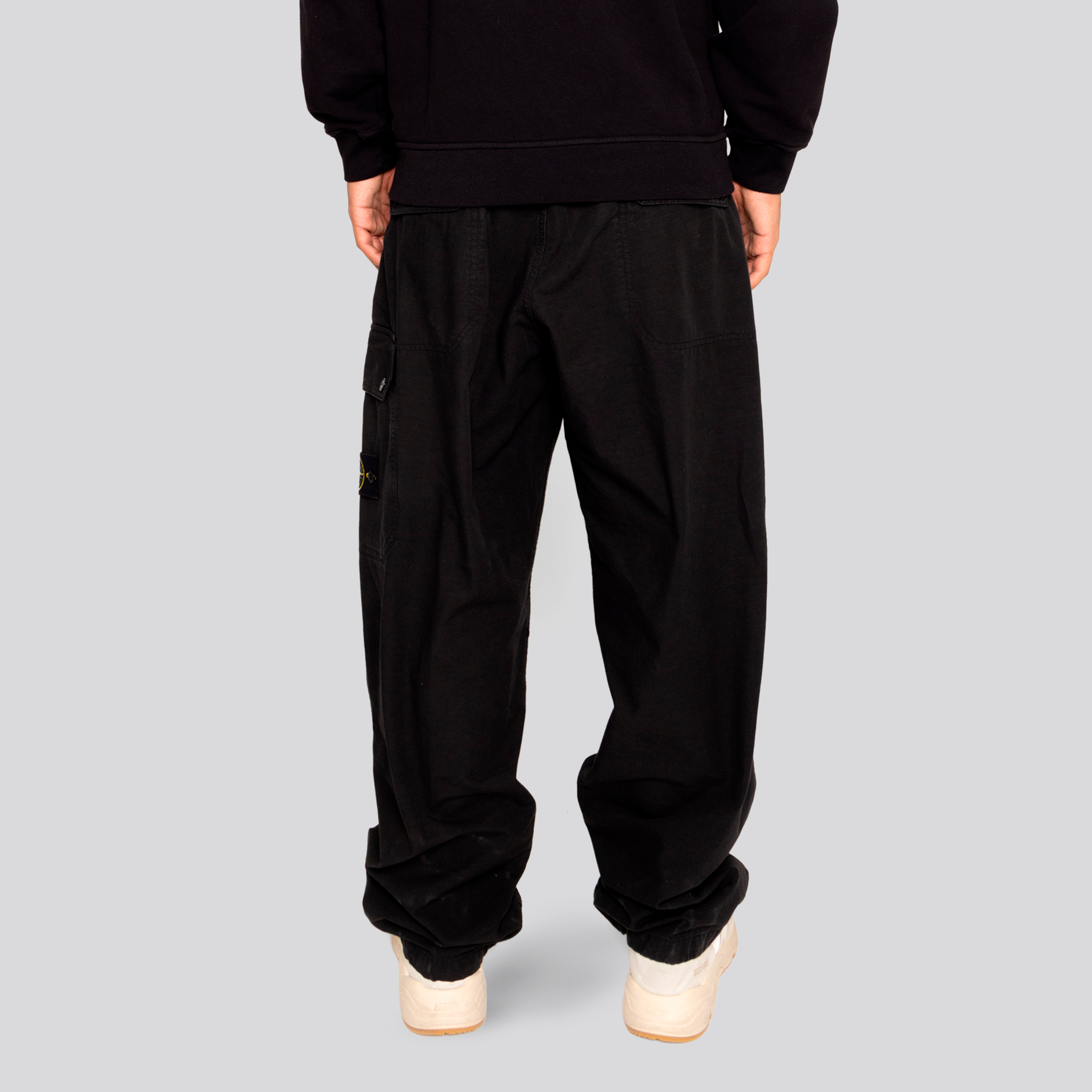 Pantalón Negro Stone Island Side Pocket