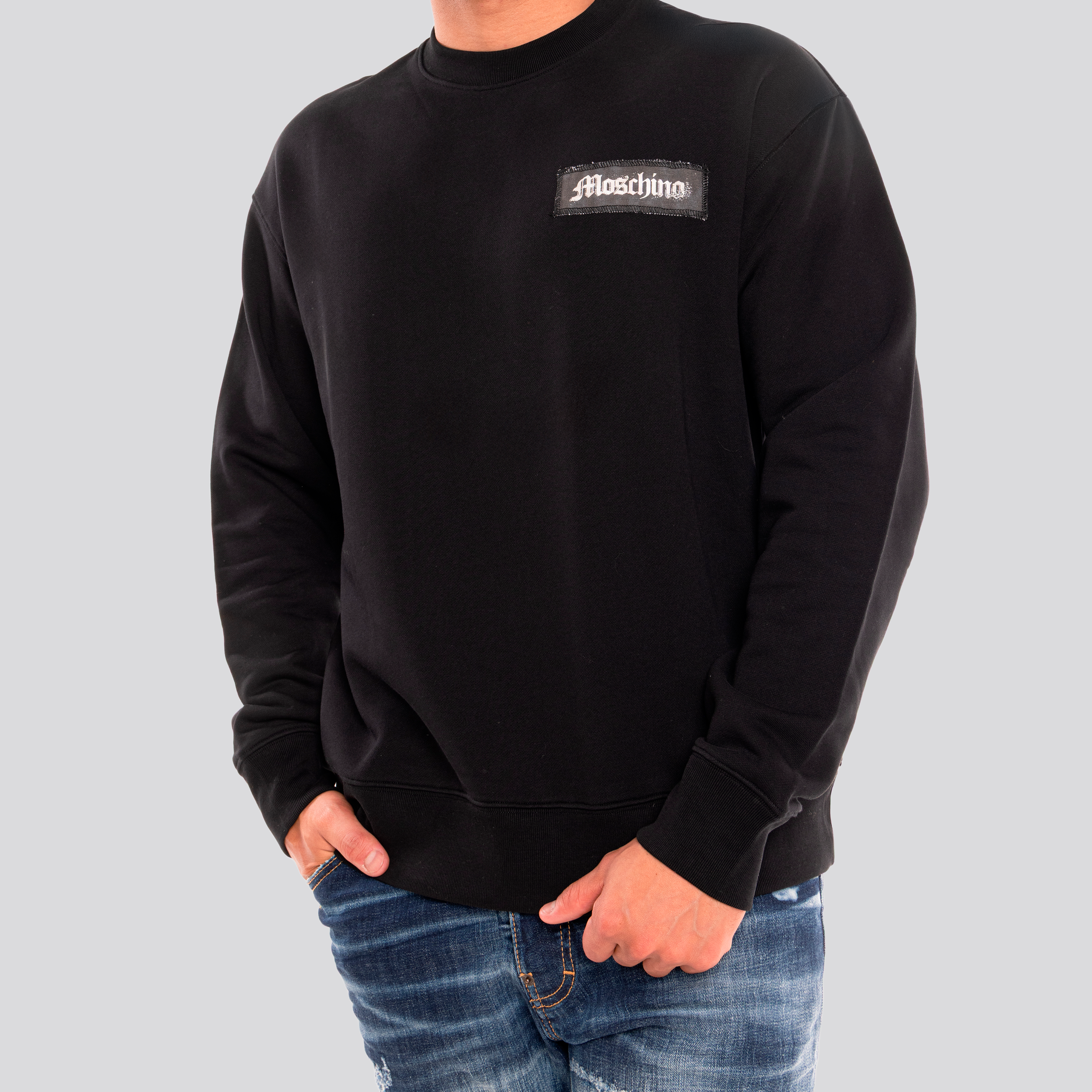 Buzo Negro Moschino Chest Logo