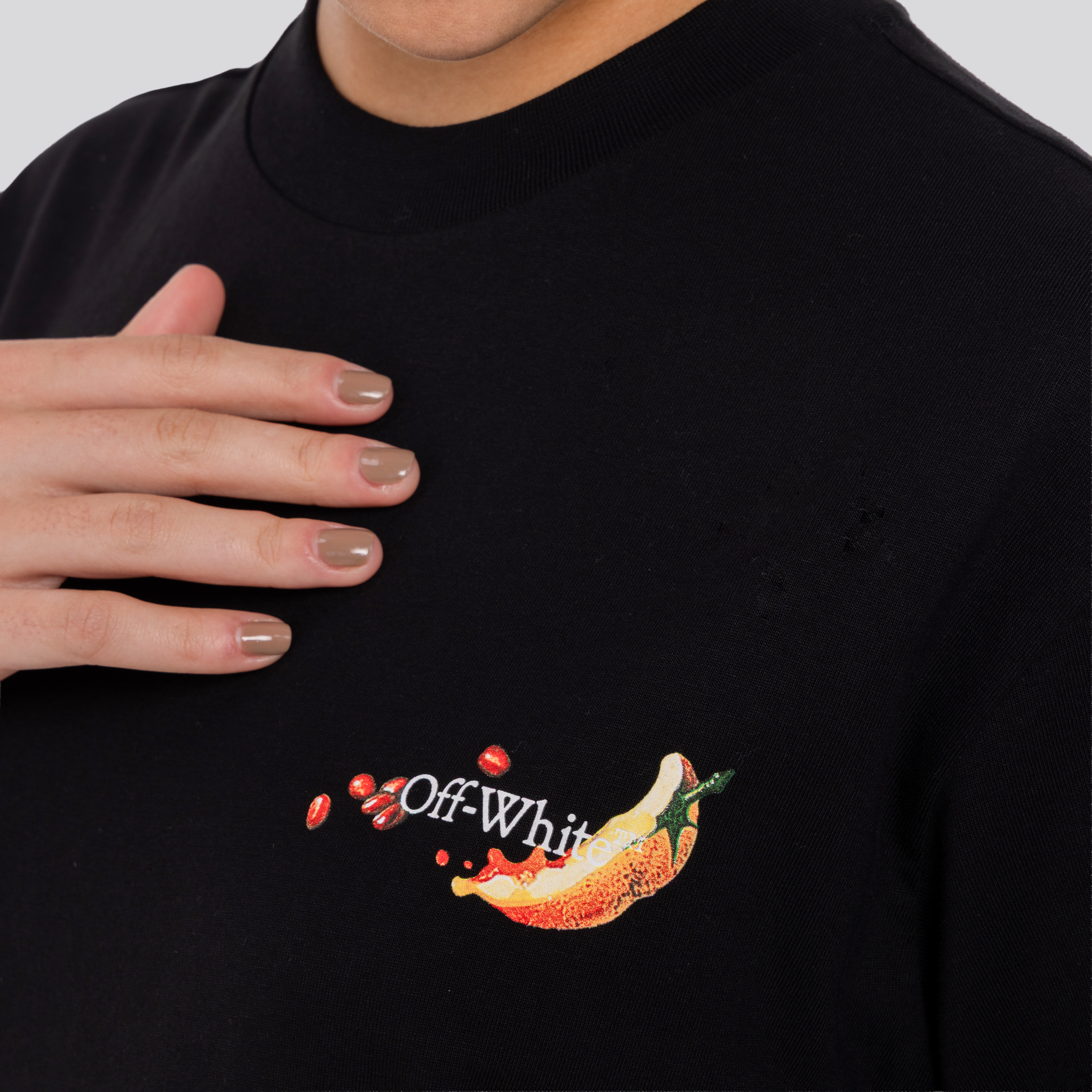 Camiseta Negra Off-White Fruits Arrow Embroidered