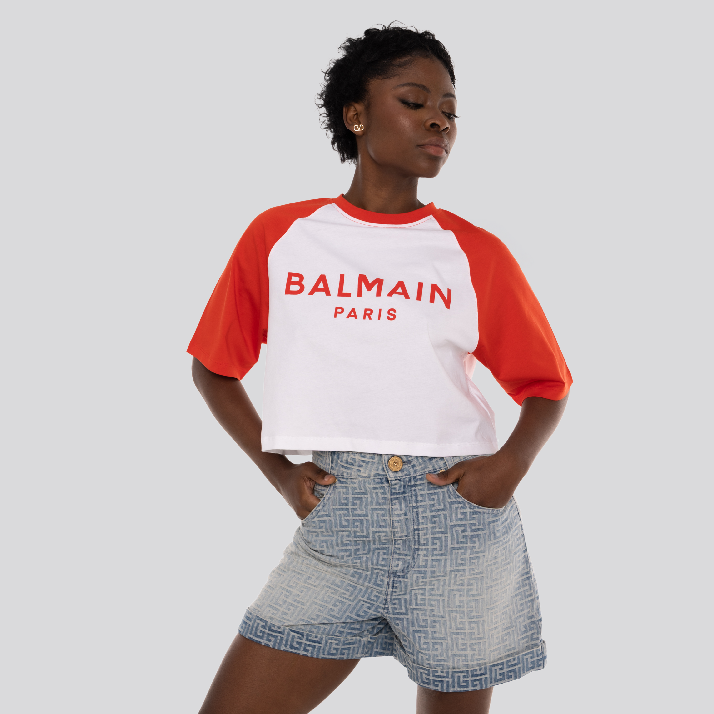 Camiseta Blanca Balmain Paris Logo Cropped
