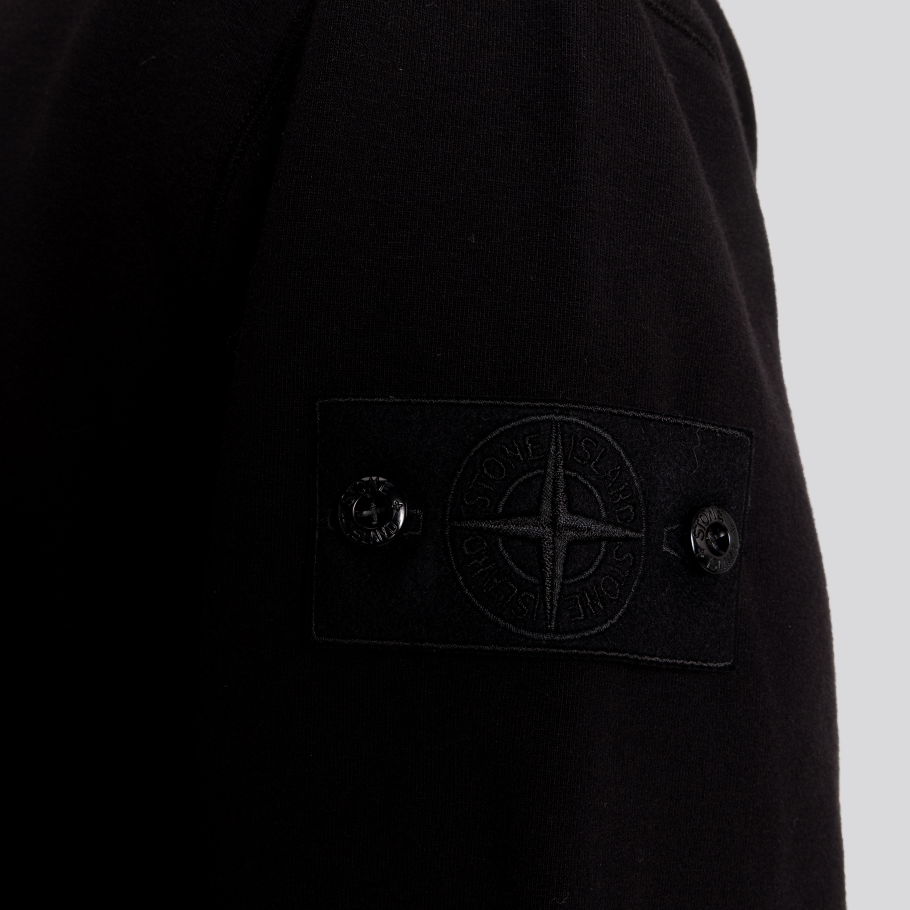 Buzo Negro Stone Island Ghost