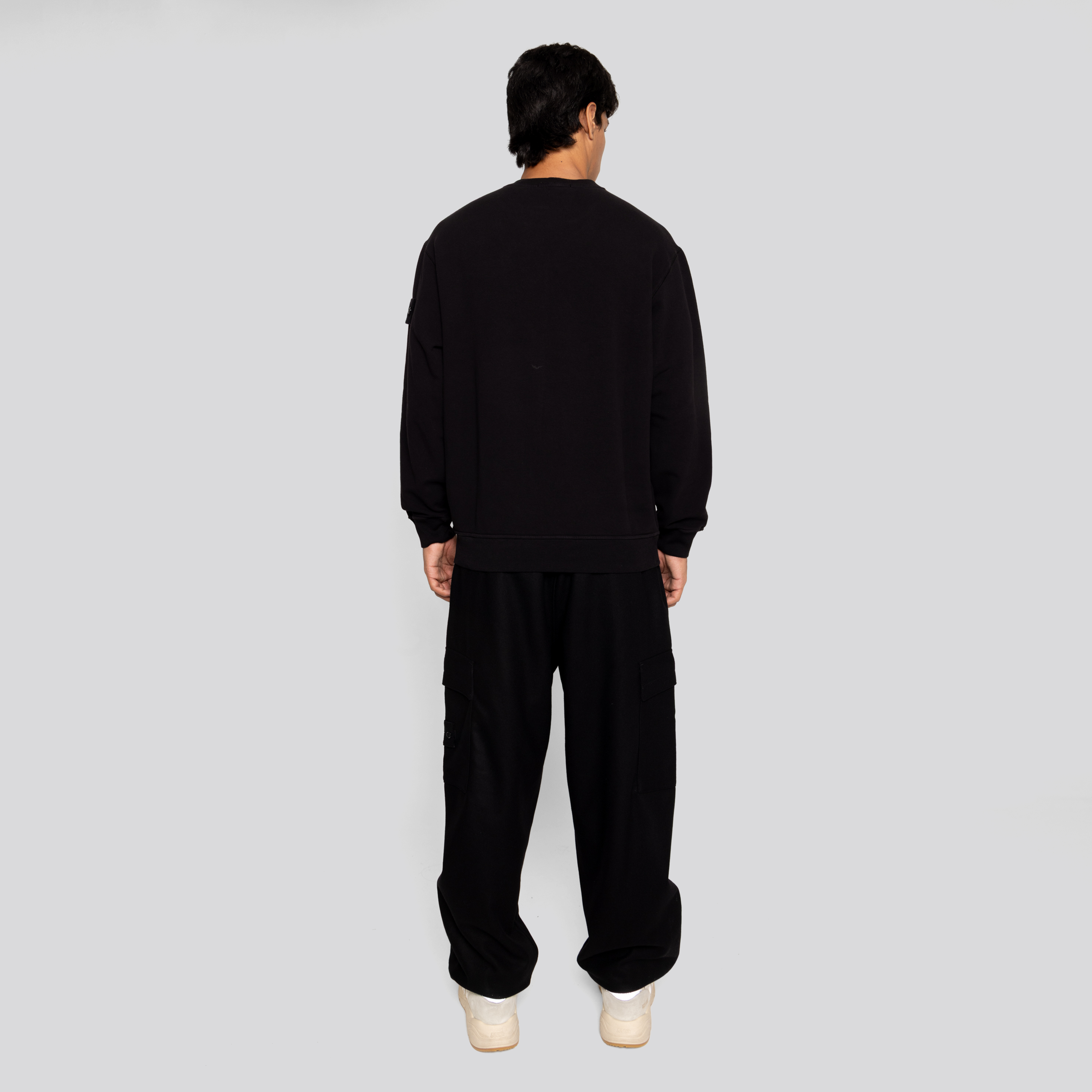 Buzo Negro Stone Island Ghost