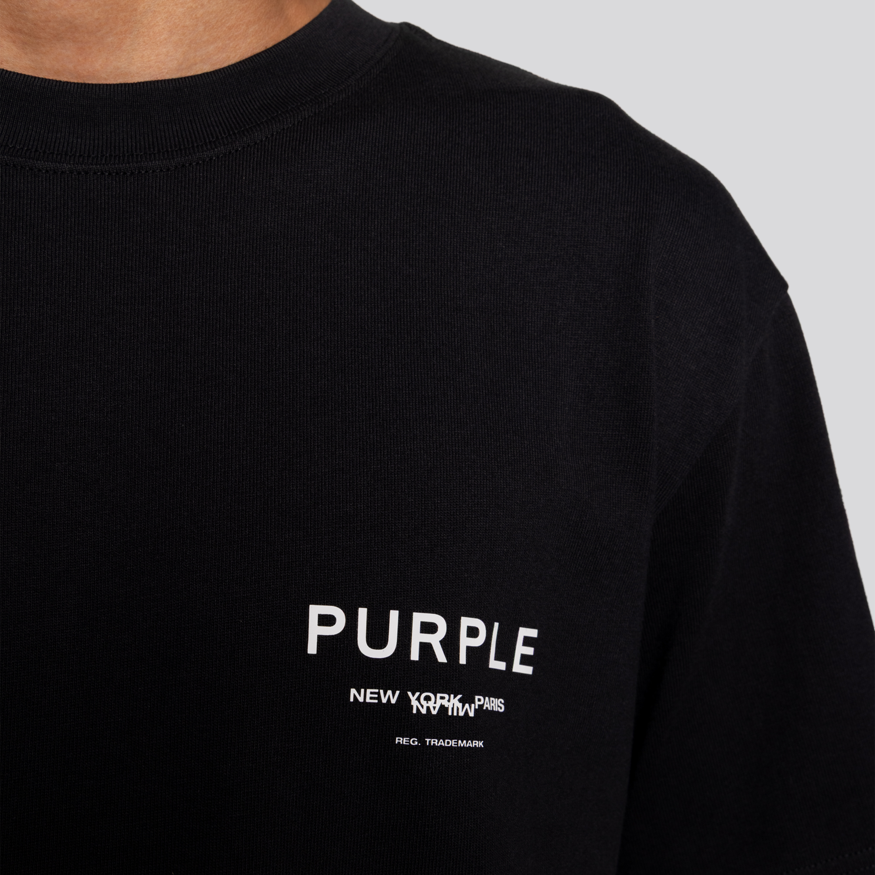 Camiseta Negra PURPLE