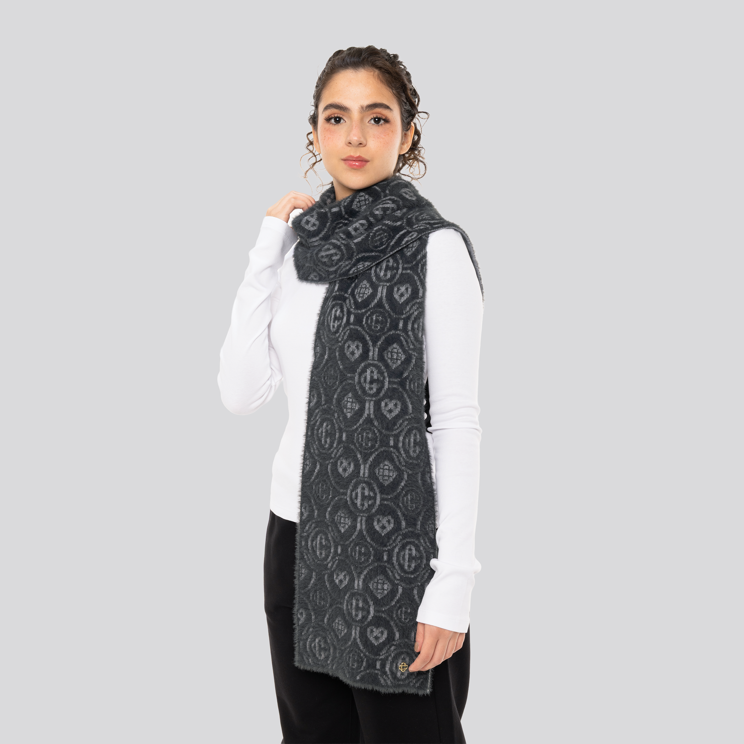 Bufanda Gris Casablanca Fluffy Monogram