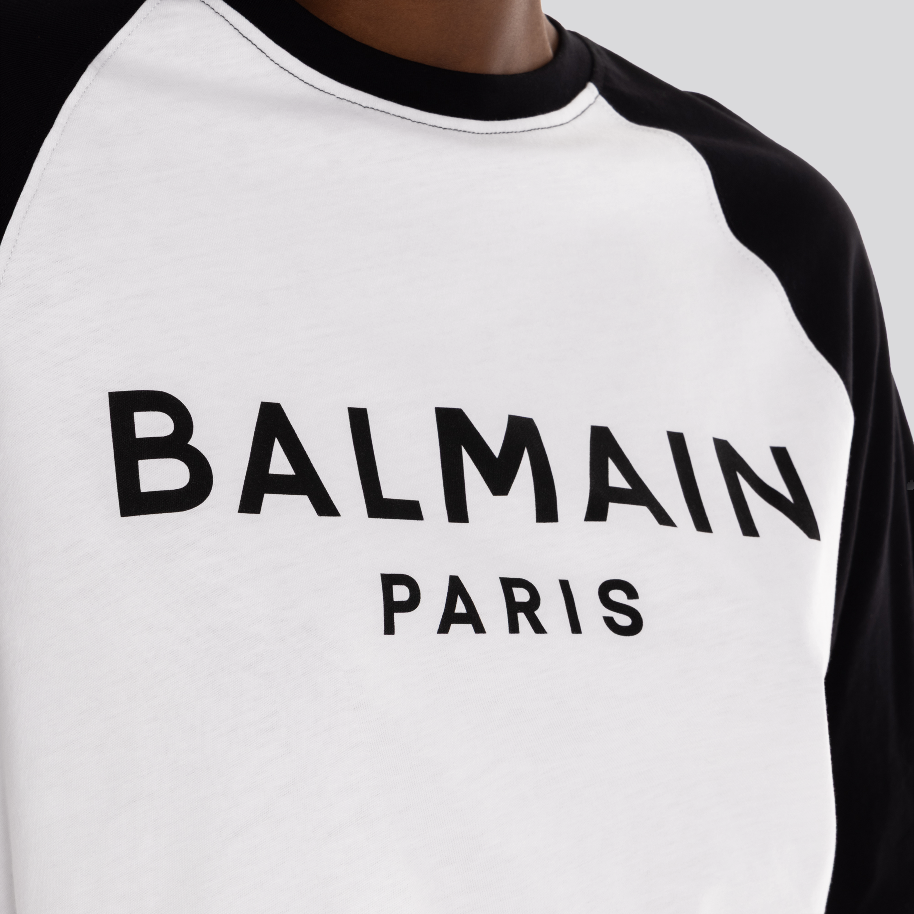 Camiseta Blanca Balmain Paris Logo