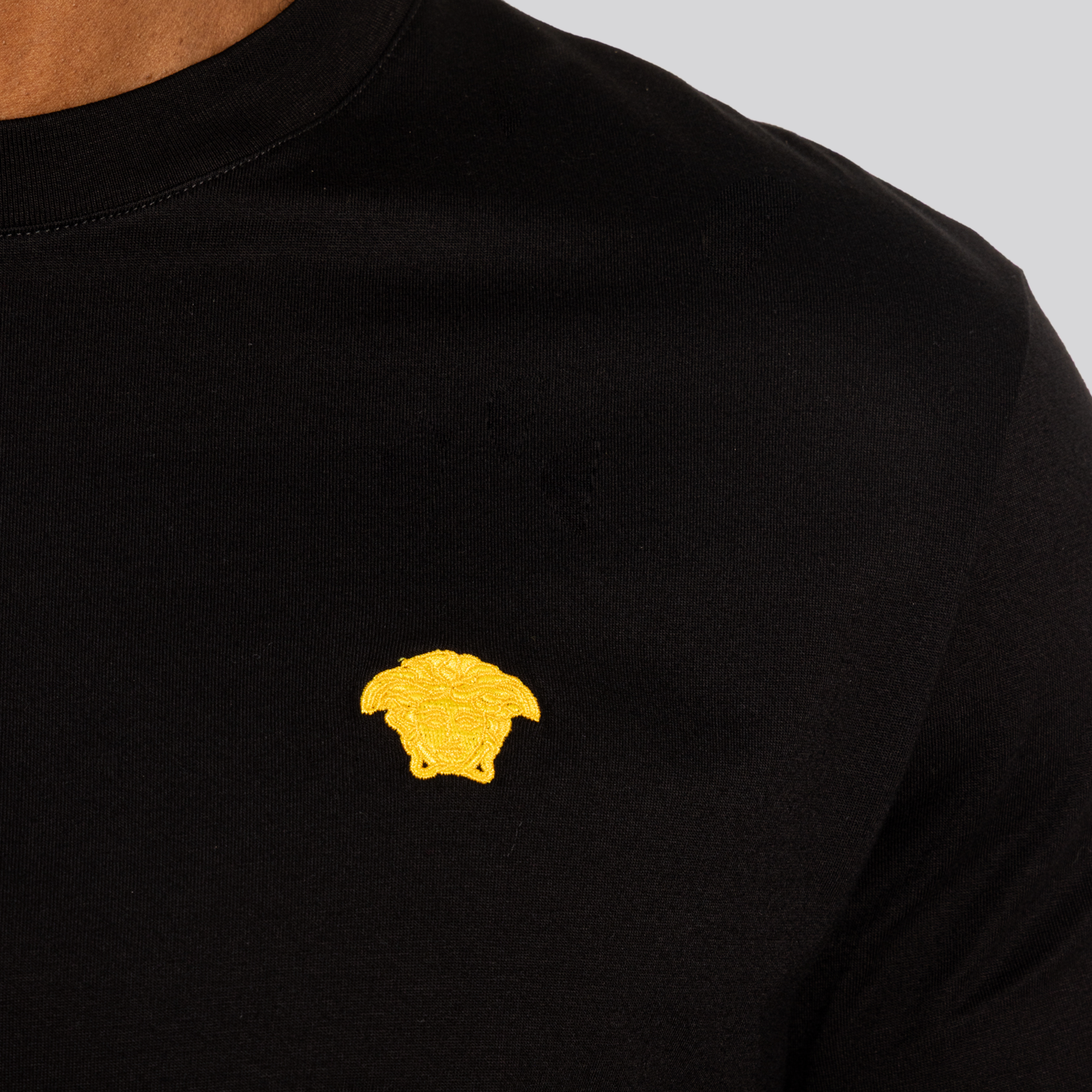 Camiseta Negra Versace Medusa
