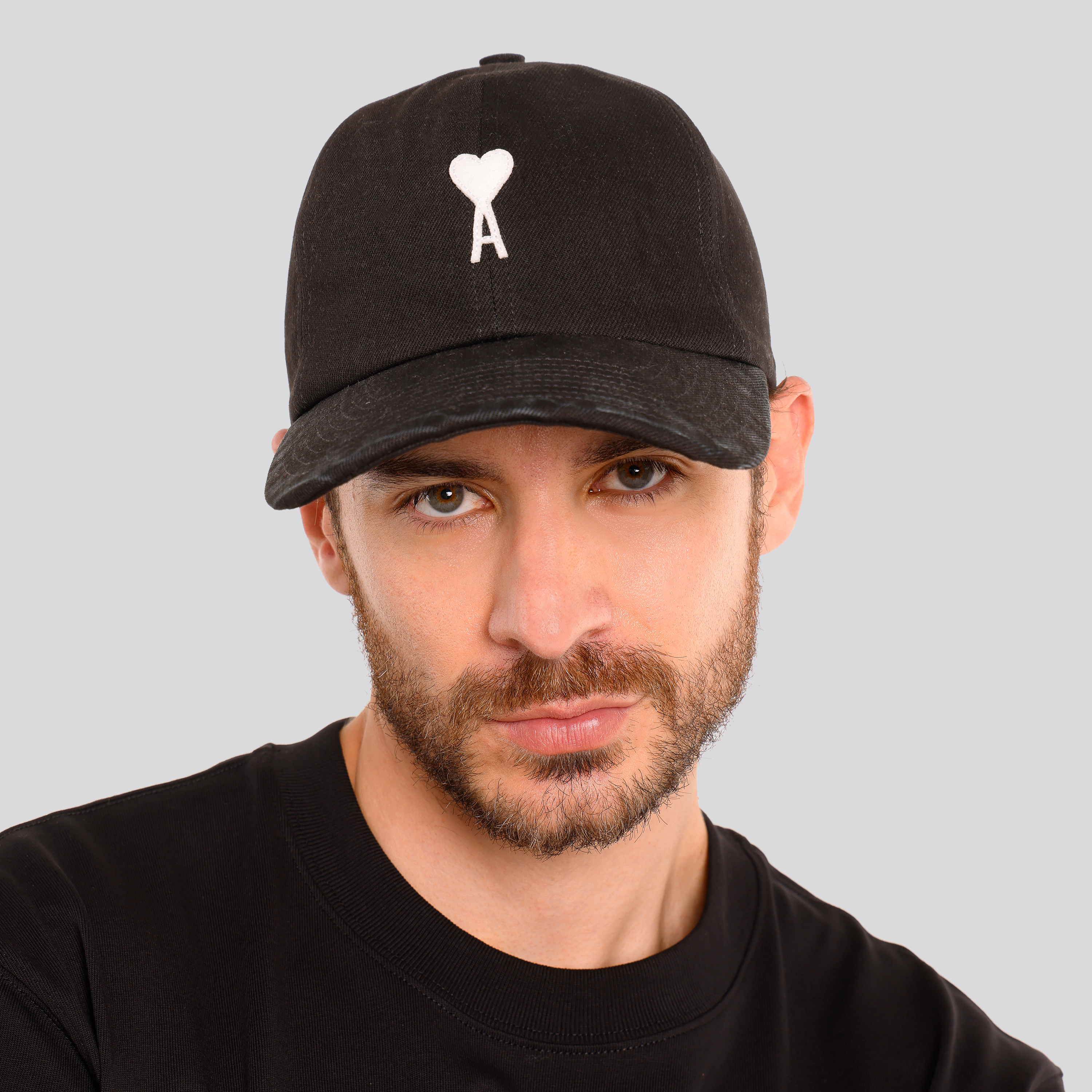 Gorra Negro Ami Paris Coeur