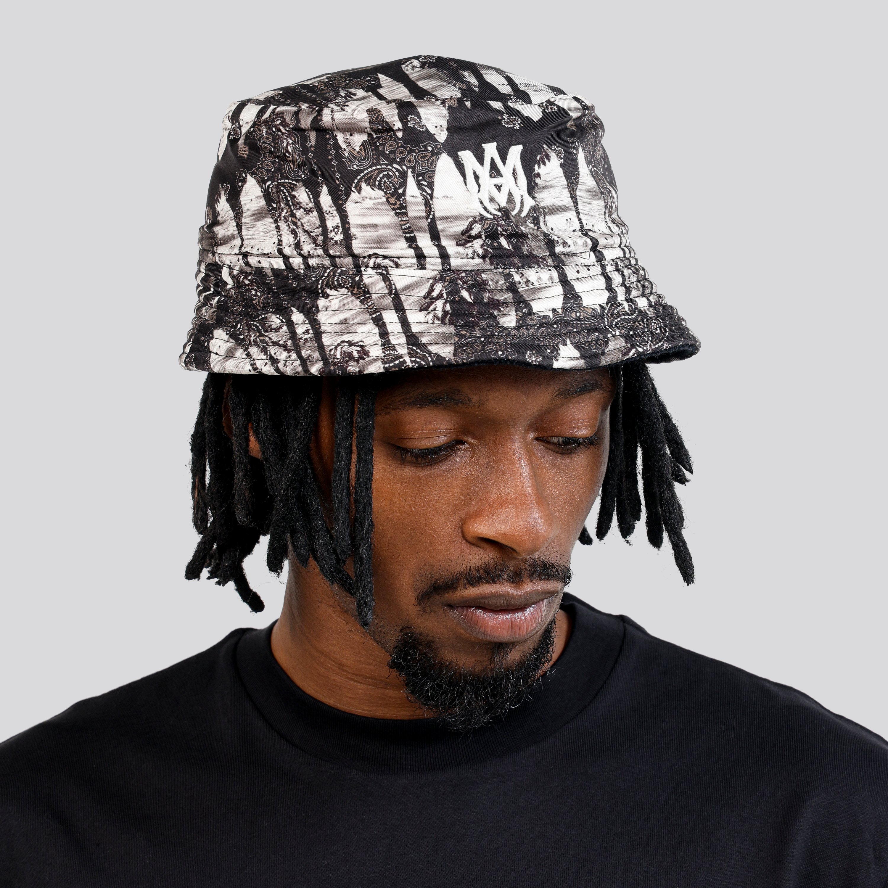 Gorro Negro AMIRI MA Plaque