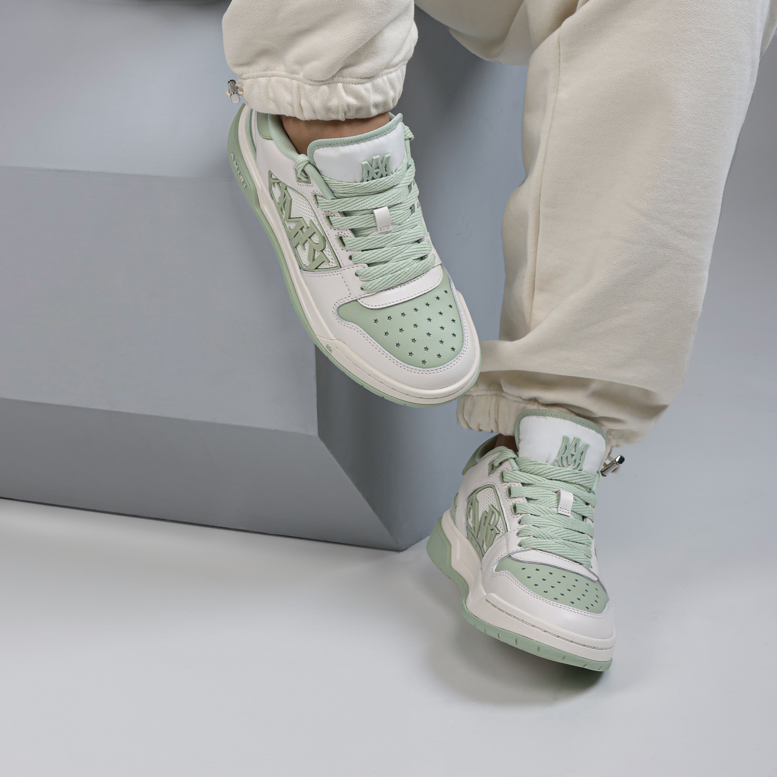 Sneakers Blancos AMIRI Classic Low