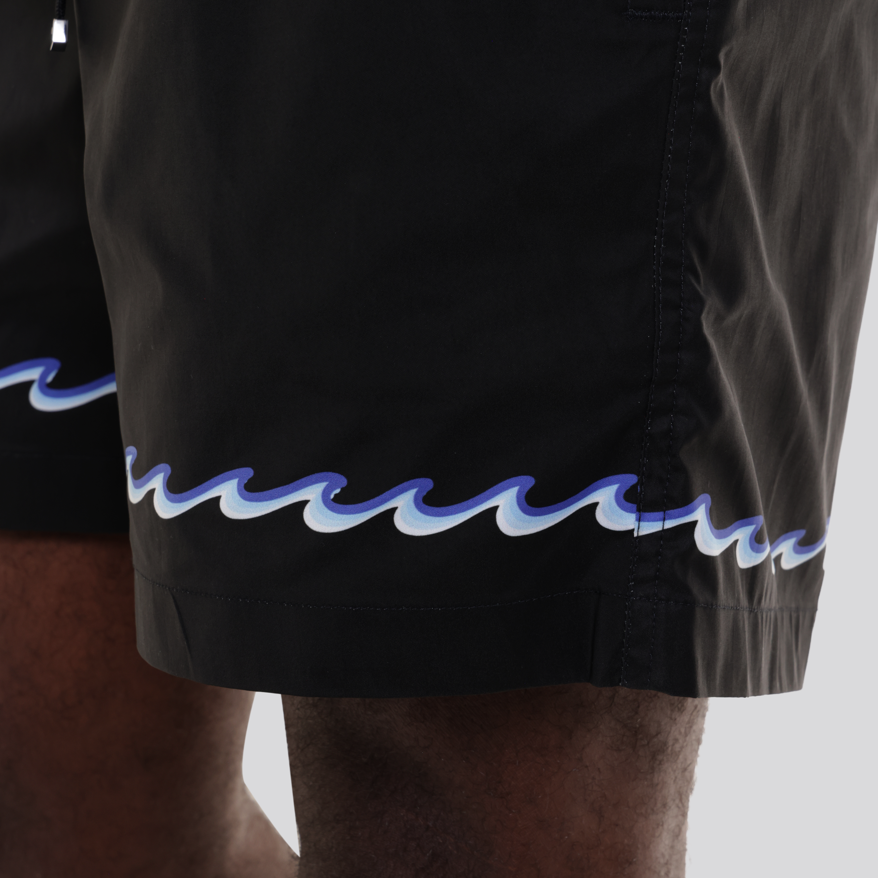 Pantaloneta Negra AMIRI Wave