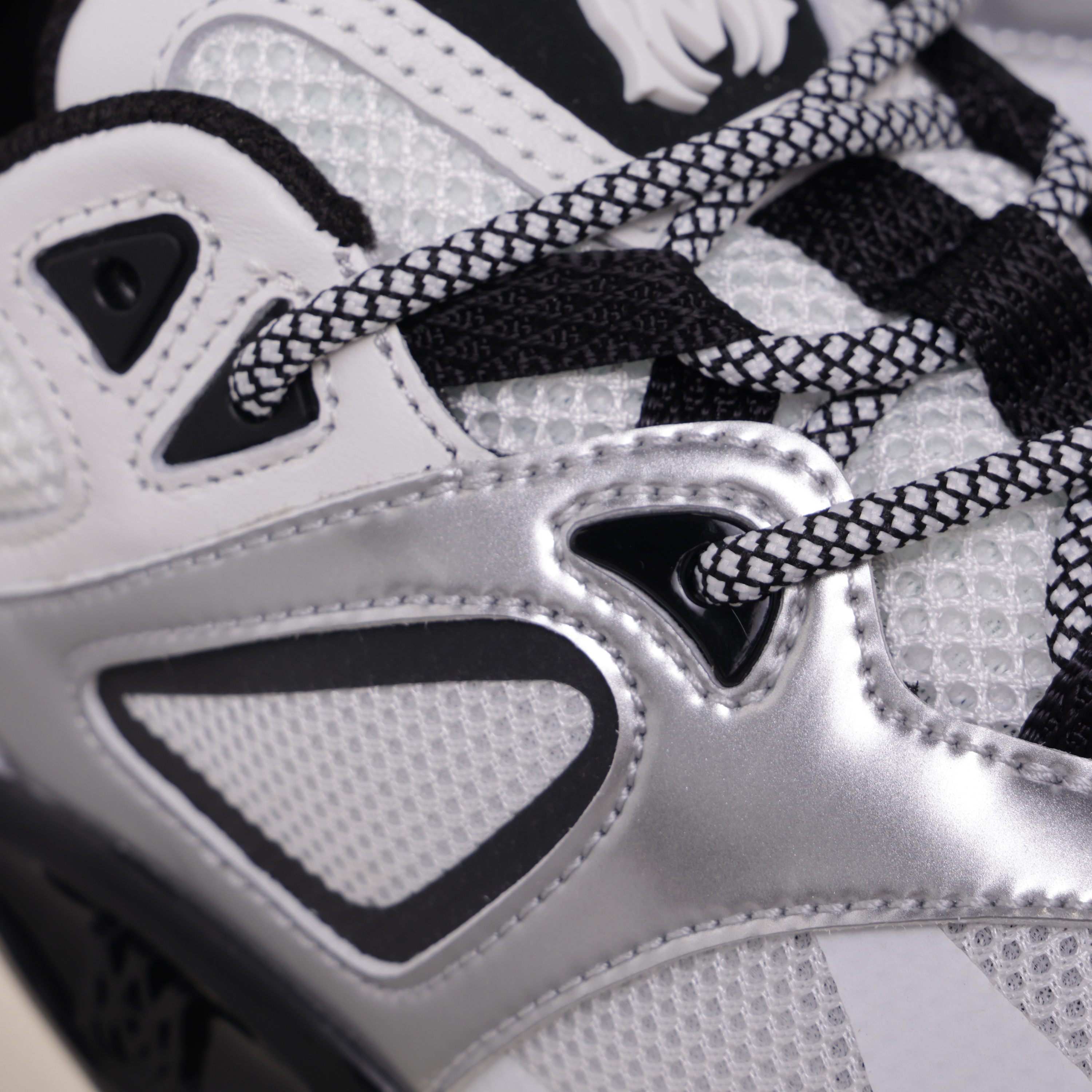 Sneakers Plateados AMIRI MA Runner