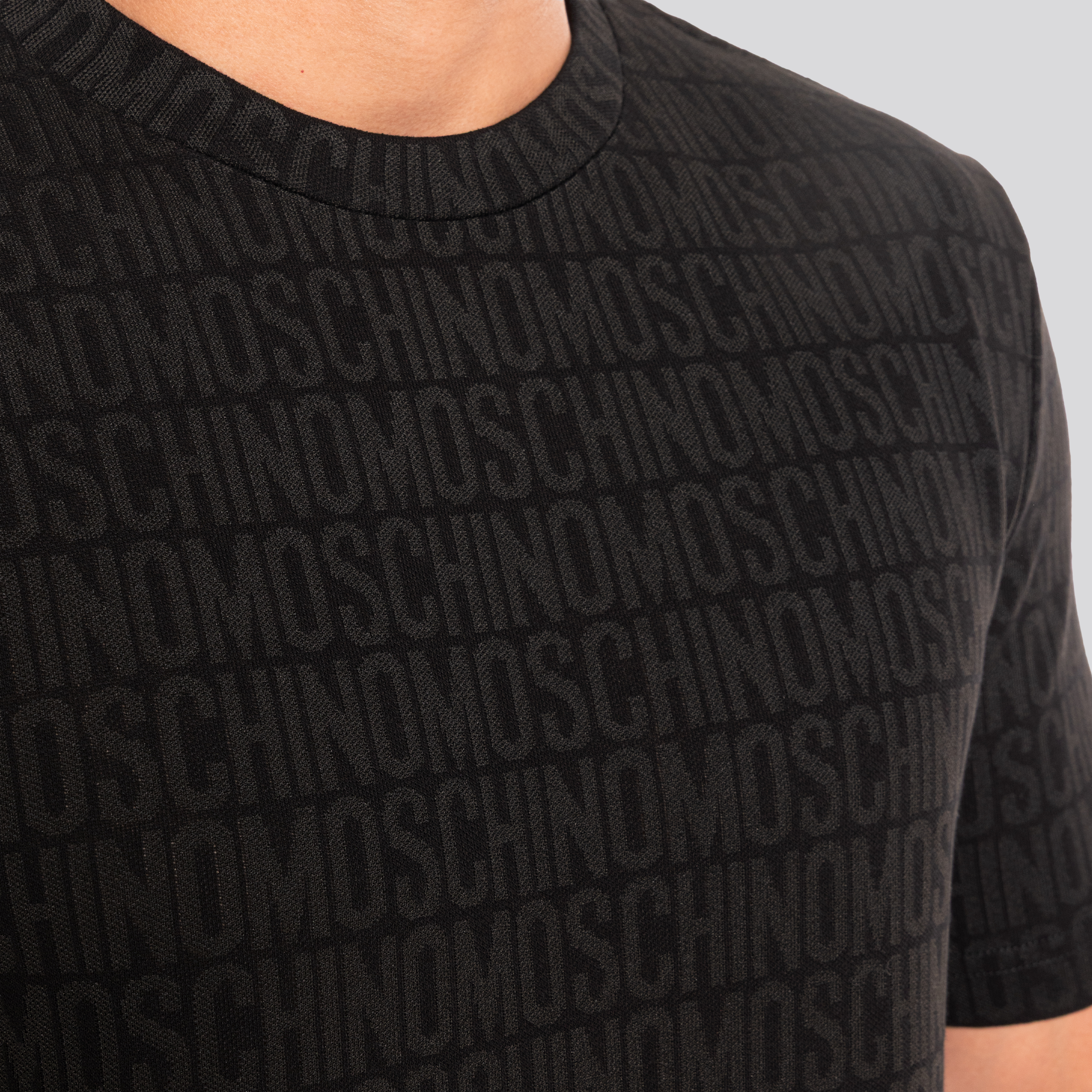 Camiseta Negra Moschino Monogram