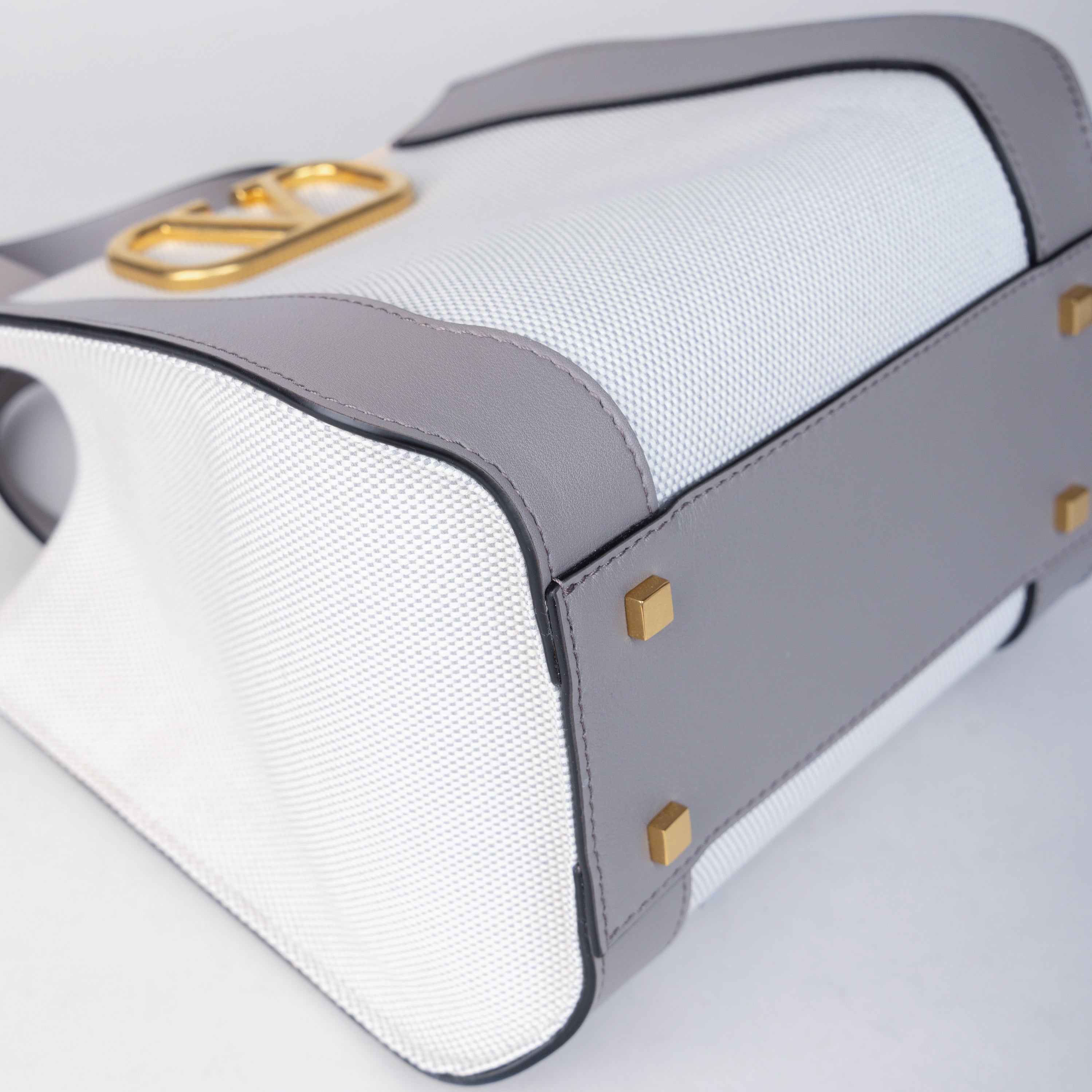 Bolso Mediano Tote Blanco-Gris Valentino Iconographe