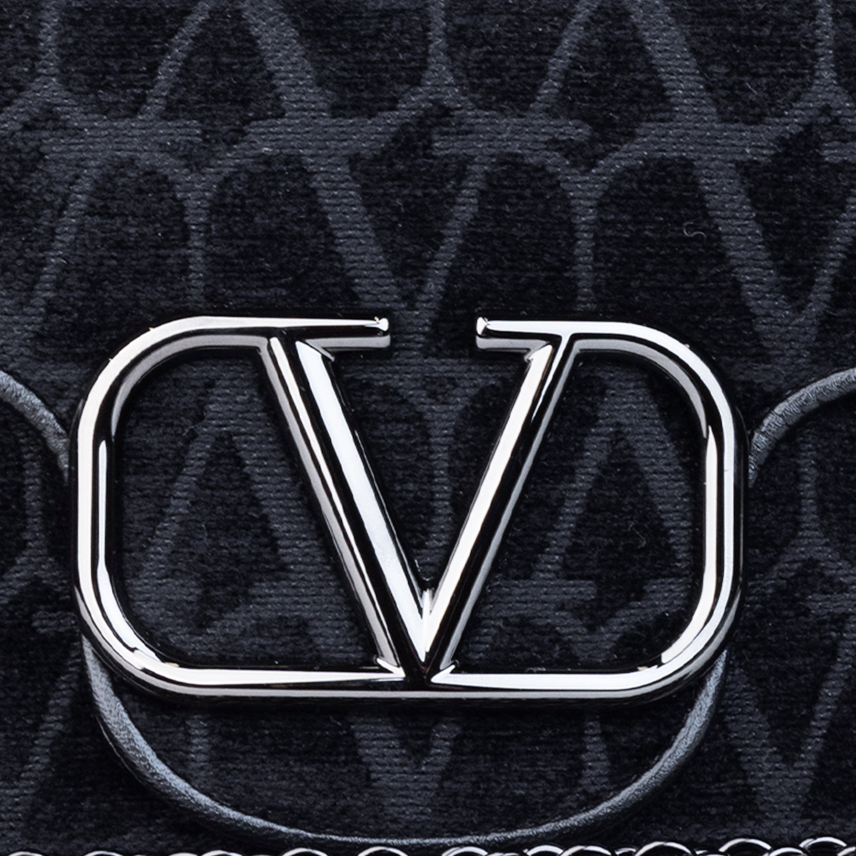 Bolso Negro Valentino Logo Bag