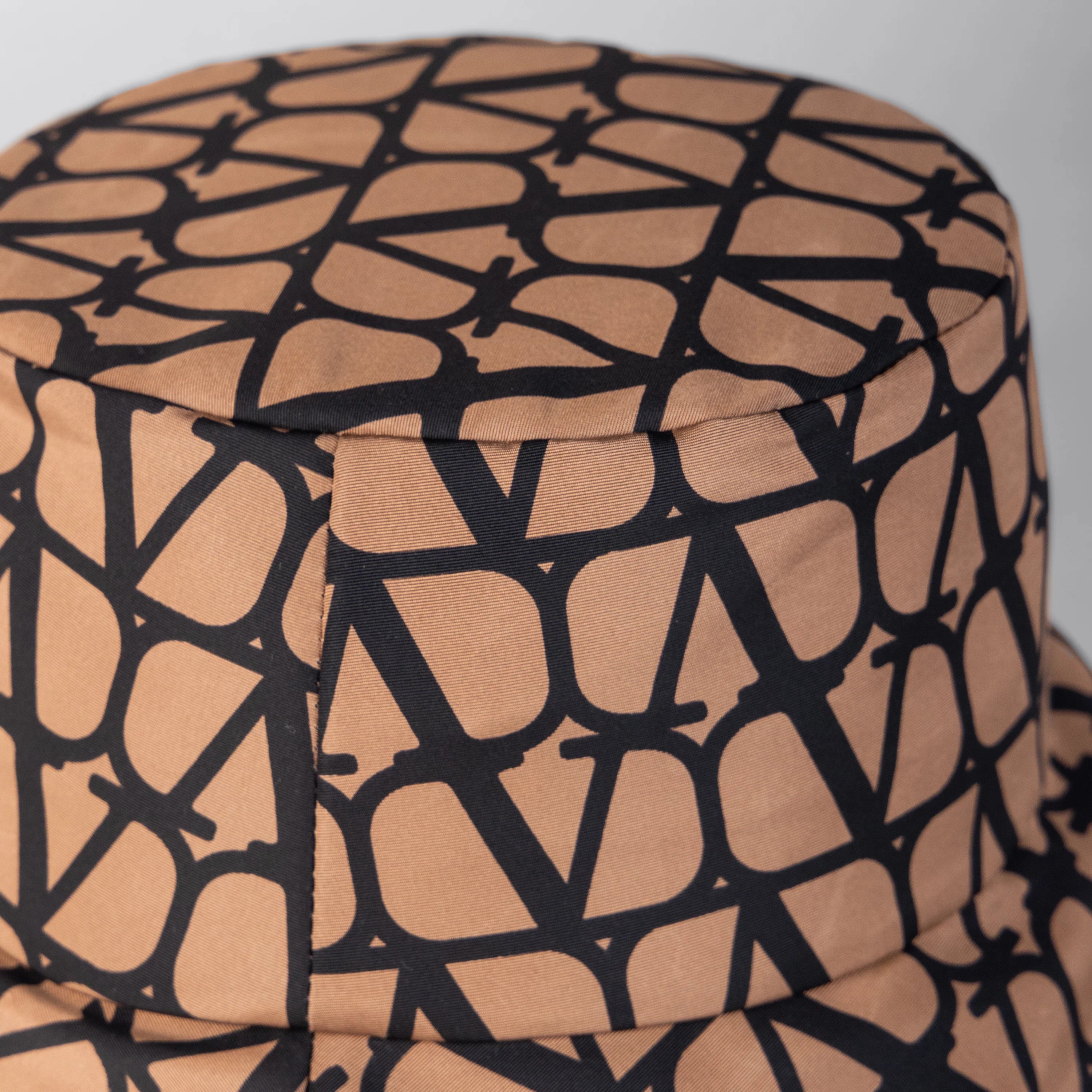 Gorro Beige Valentino Vlogo Iconographe