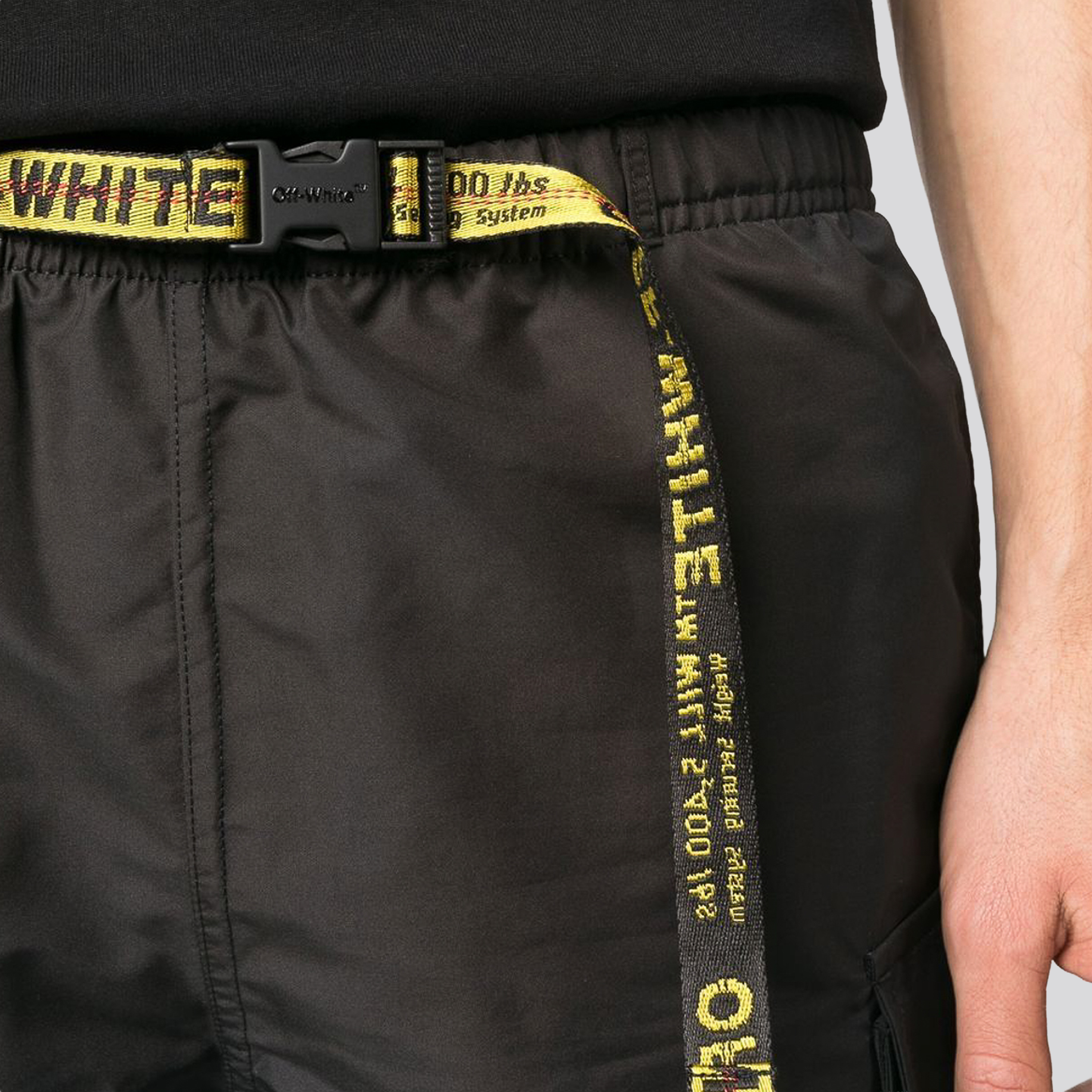Pantaloneta Negra Off-White Industrial Belt