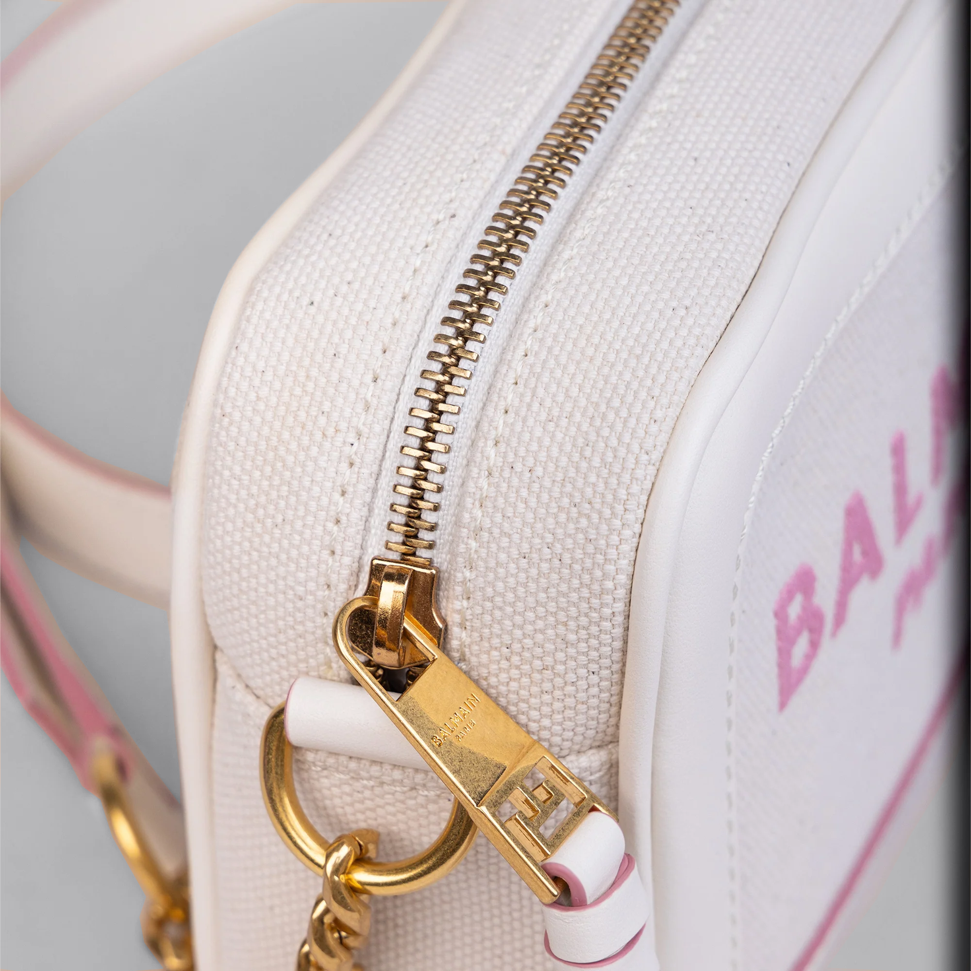Cartera Beige Balmain B-Army Camera Case
