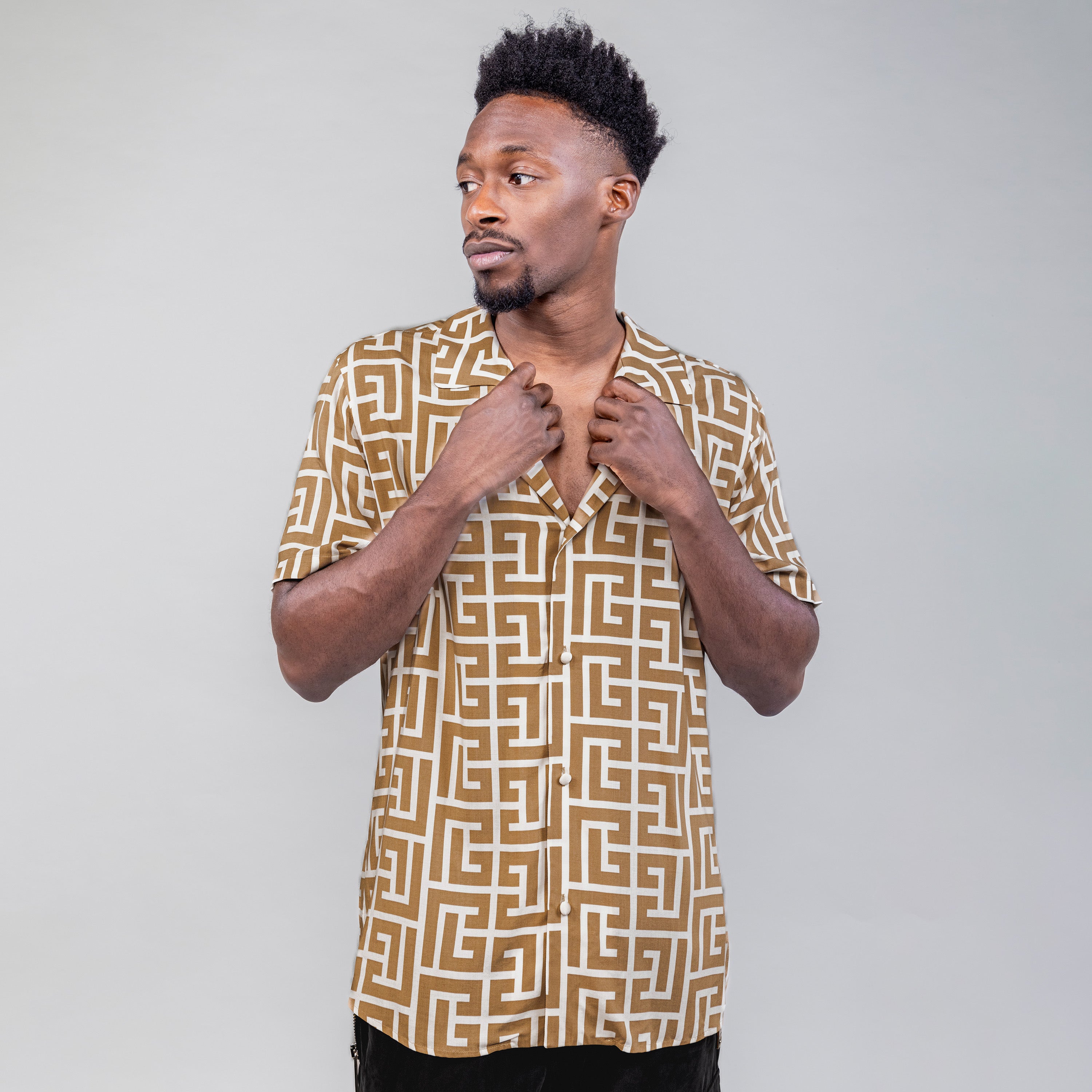 Camisa Beige Balmain PB Monogram No Sleeves