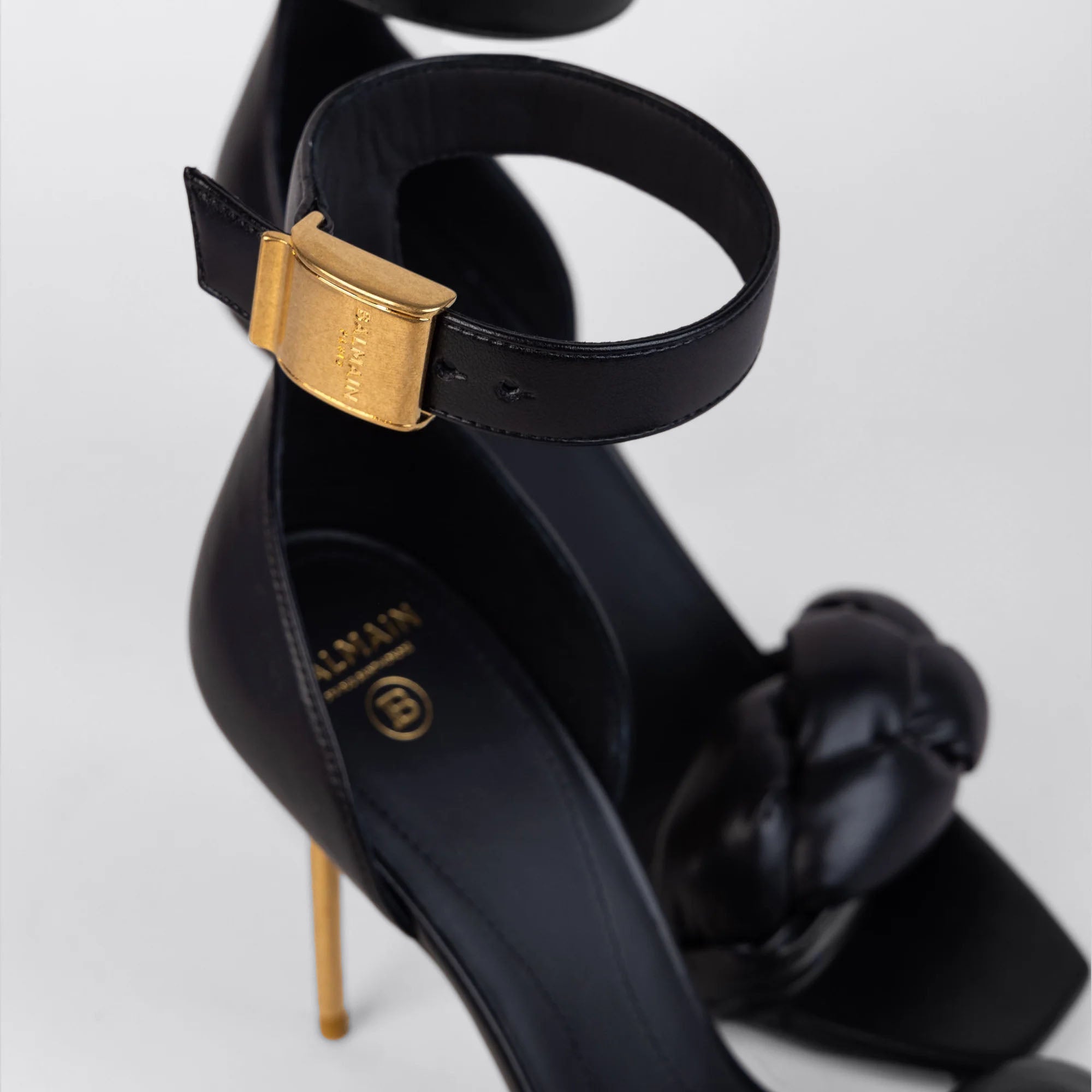 Tacones Negros Balmain Uma-Cuir