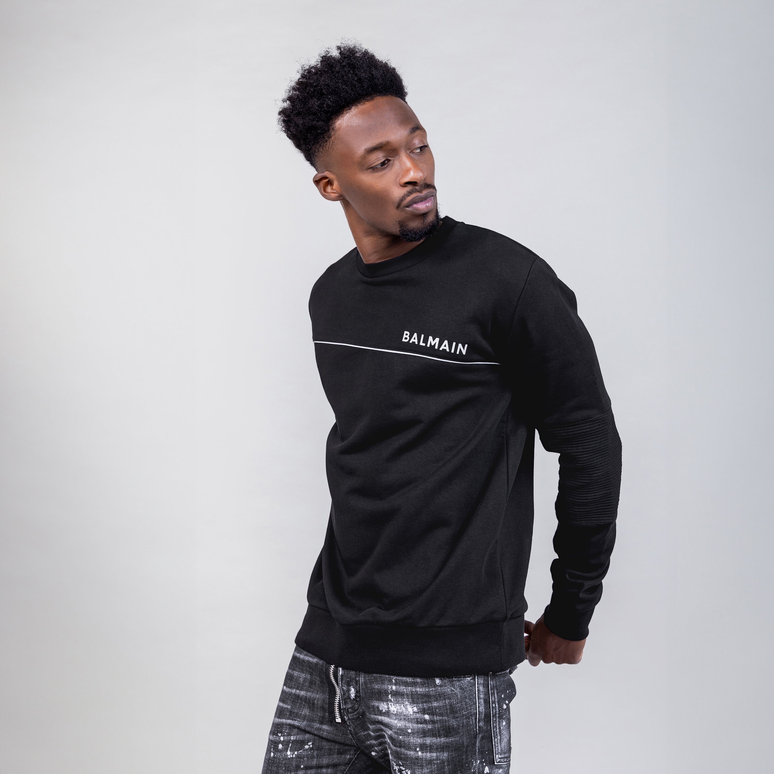 Buzo Negro Balmain Asymetric Reflect