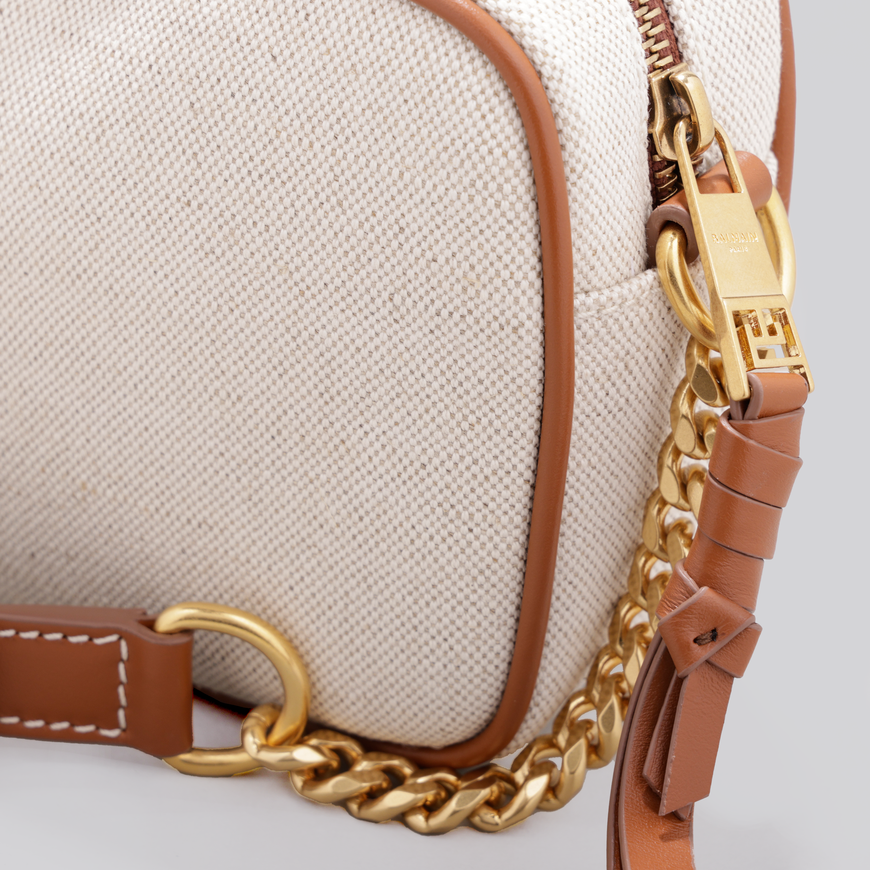 Cartera Beige Balmain B-Army Camera Case