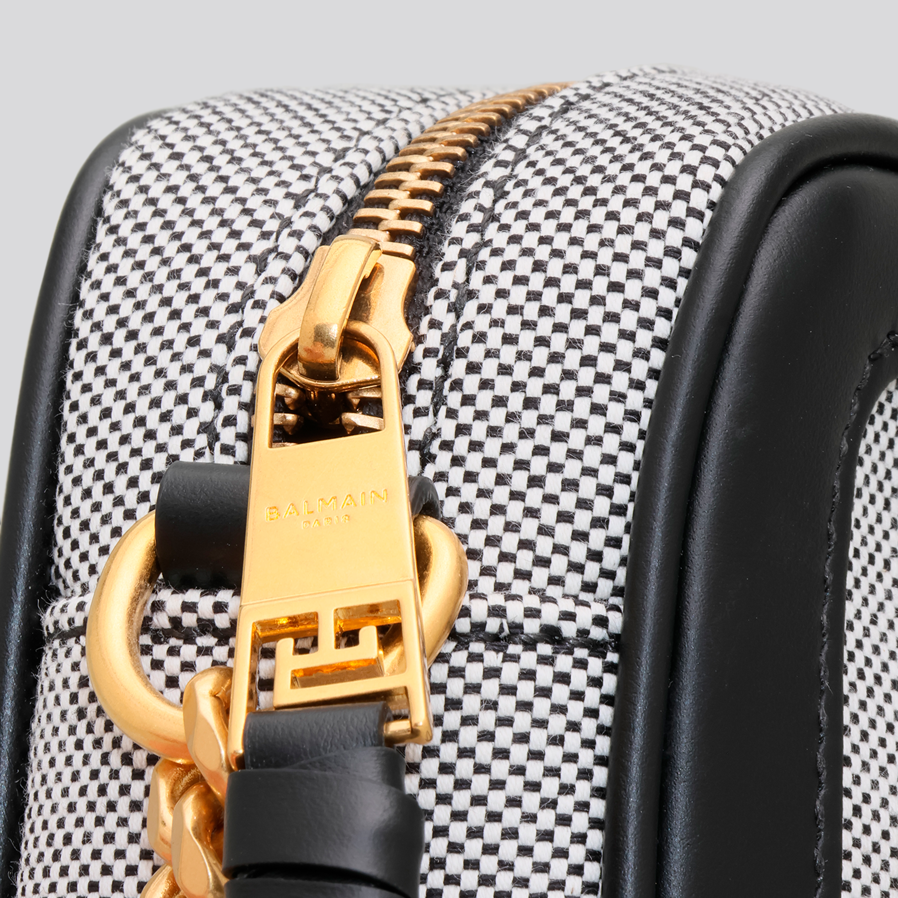 Cartera Gris Balmain B-Army Camera