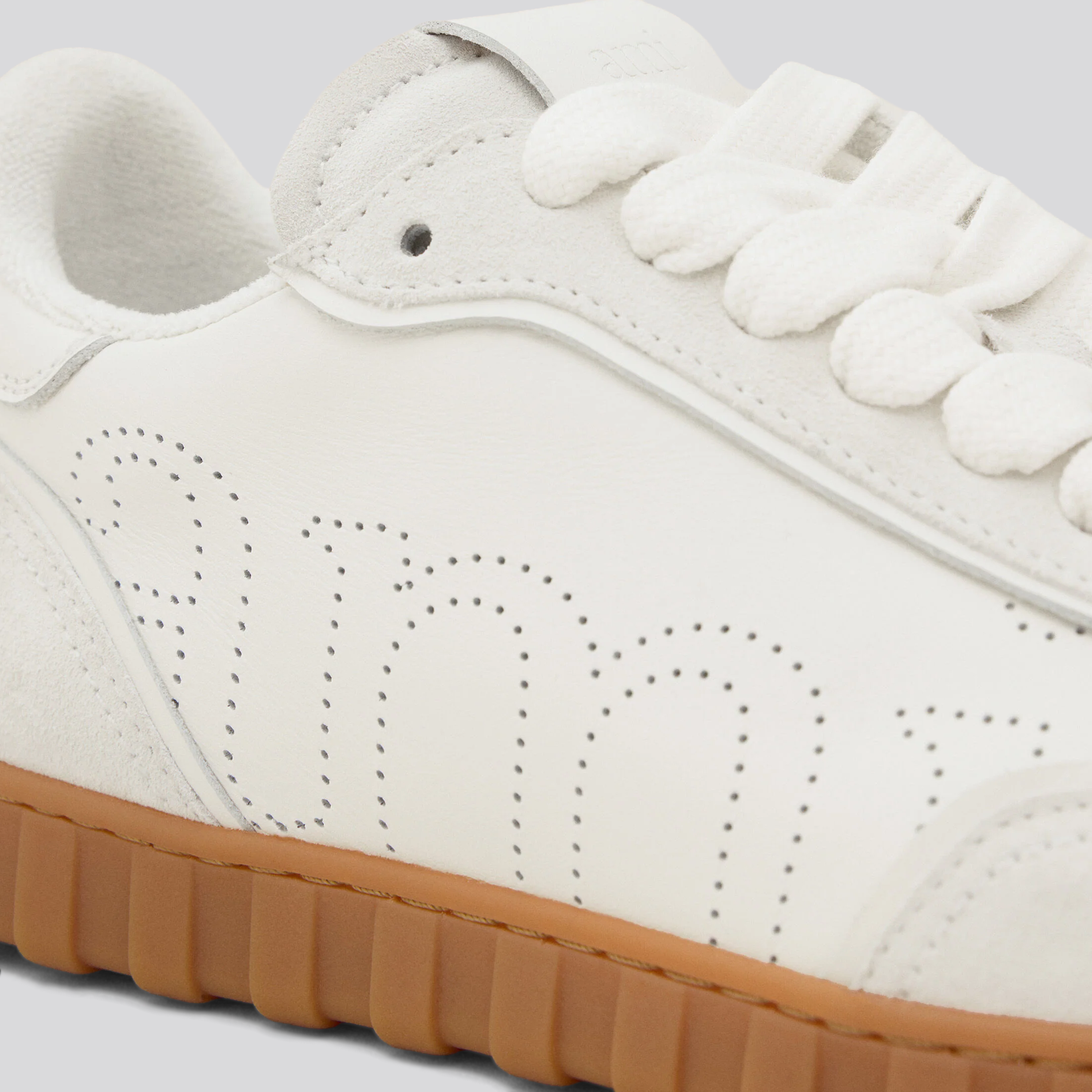 Sneakers Blancos Ami Paris Step