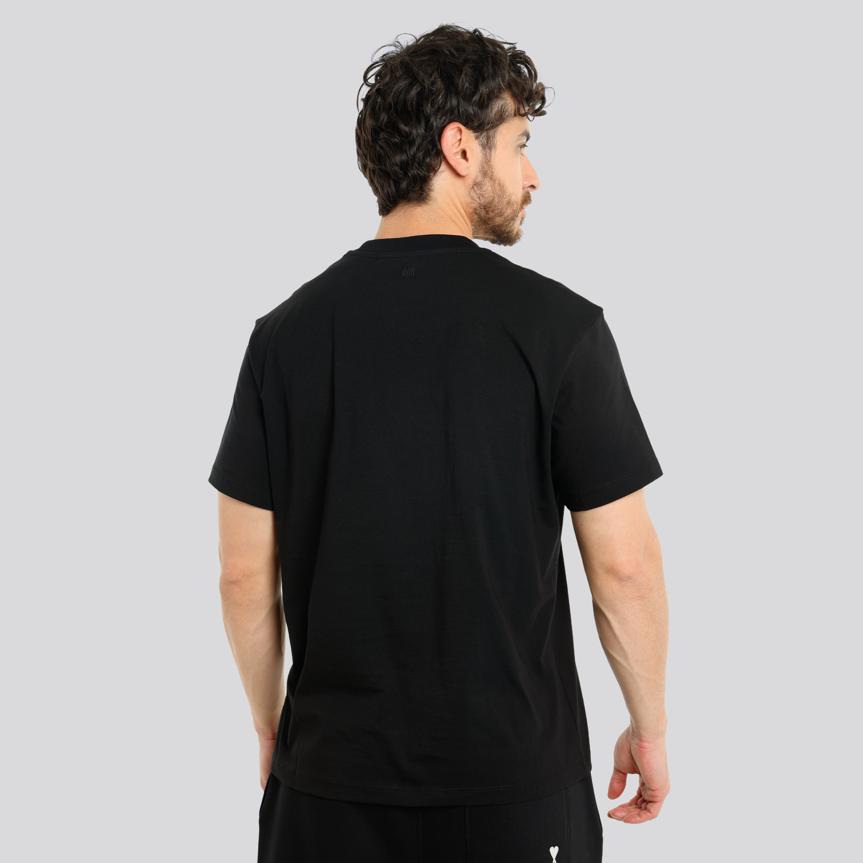 Camiseta Negra Ami Paris Coeur Contrasted