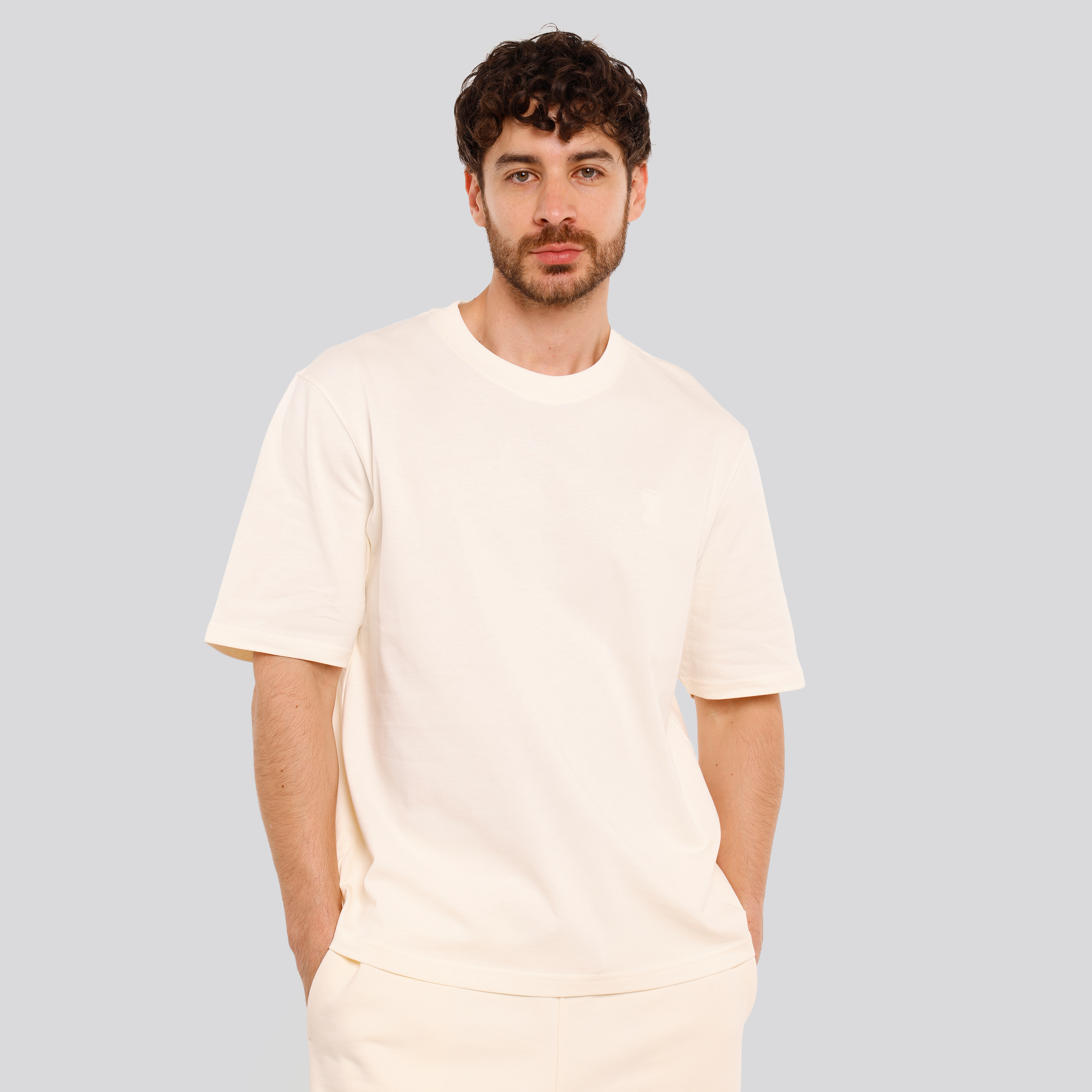 Camiseta Blanca Ami Paris Tonal Embossed