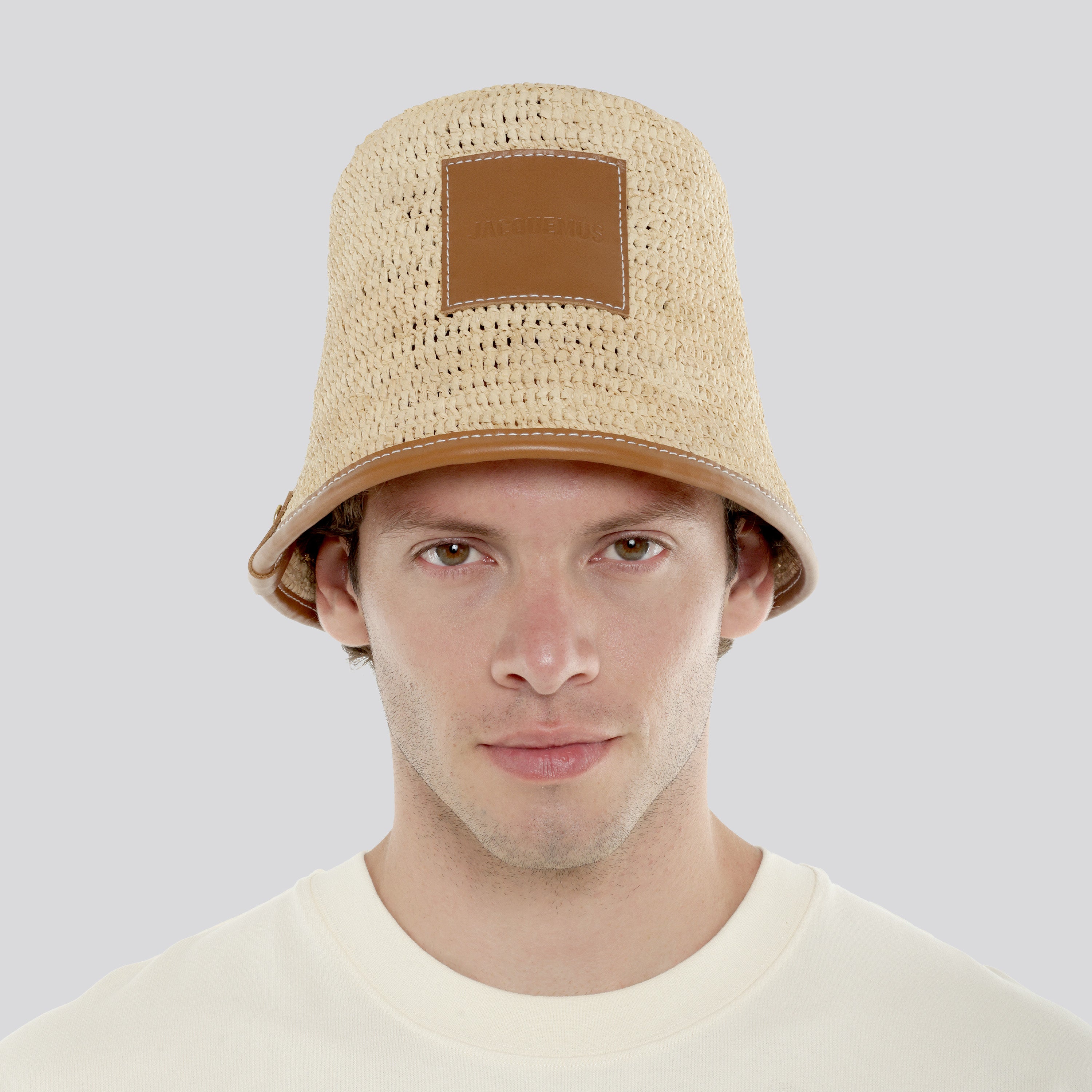 Sombrero Café Jacquemus Le Bob Soli
