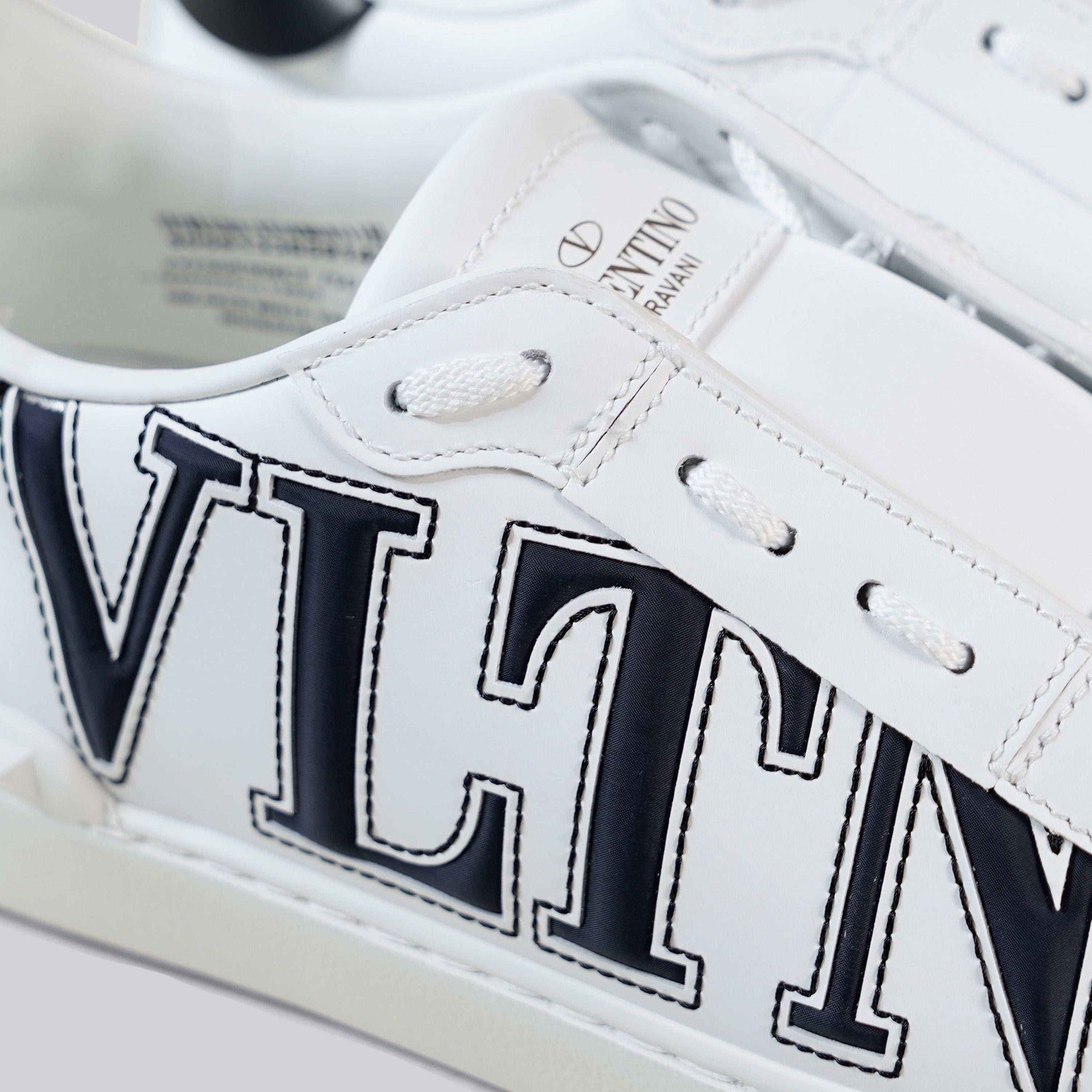 Sneakers Blanco Valentino Rockstuds VLTN