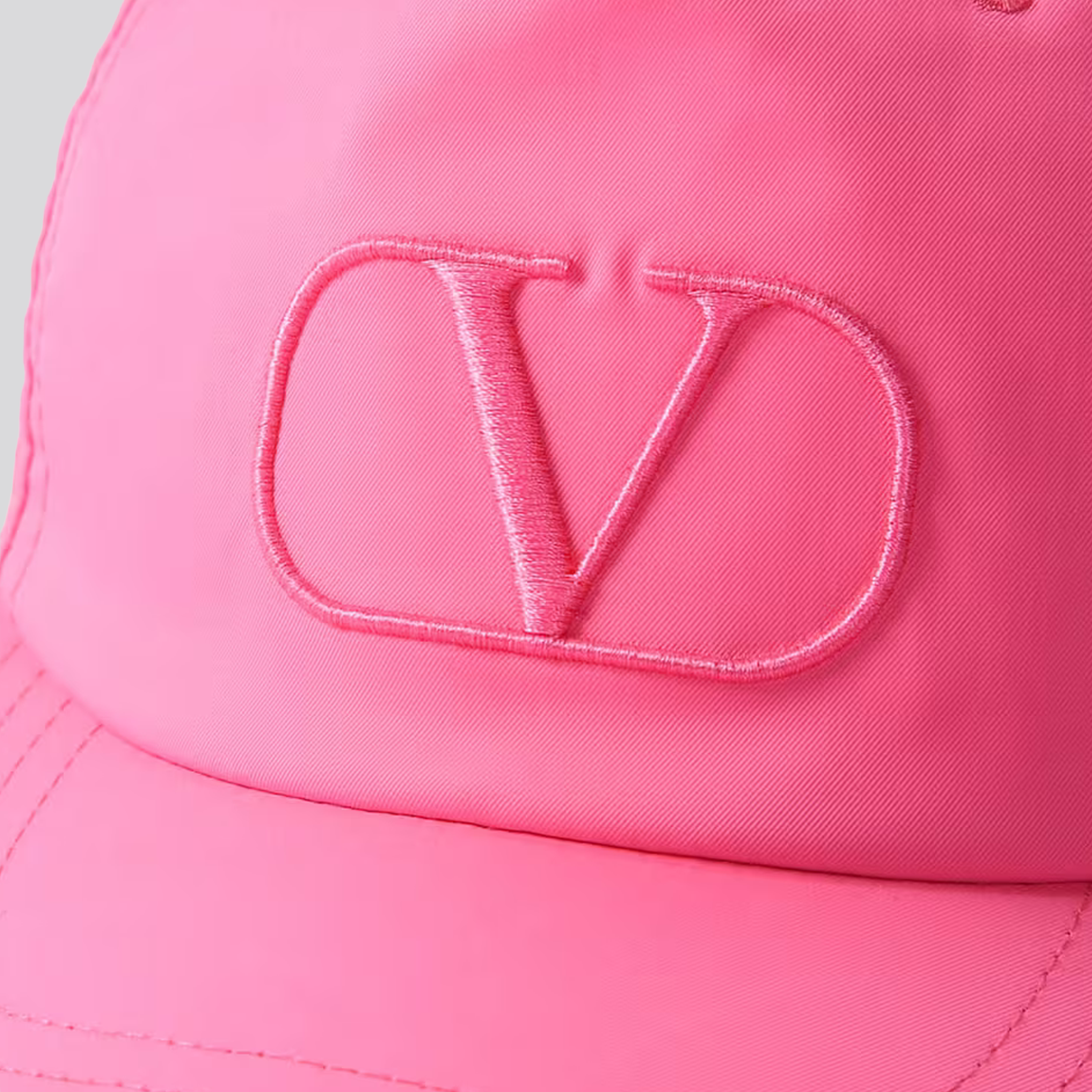 Gorra Rosado Valentino Vlogo