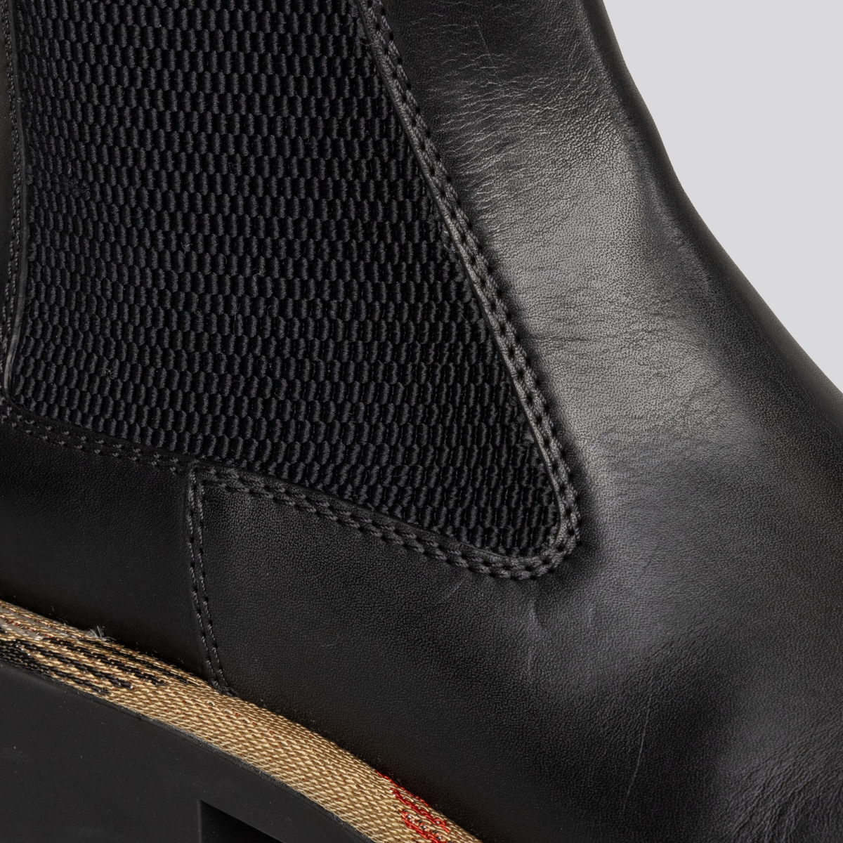 Botas Negras Burberry Chelsea
