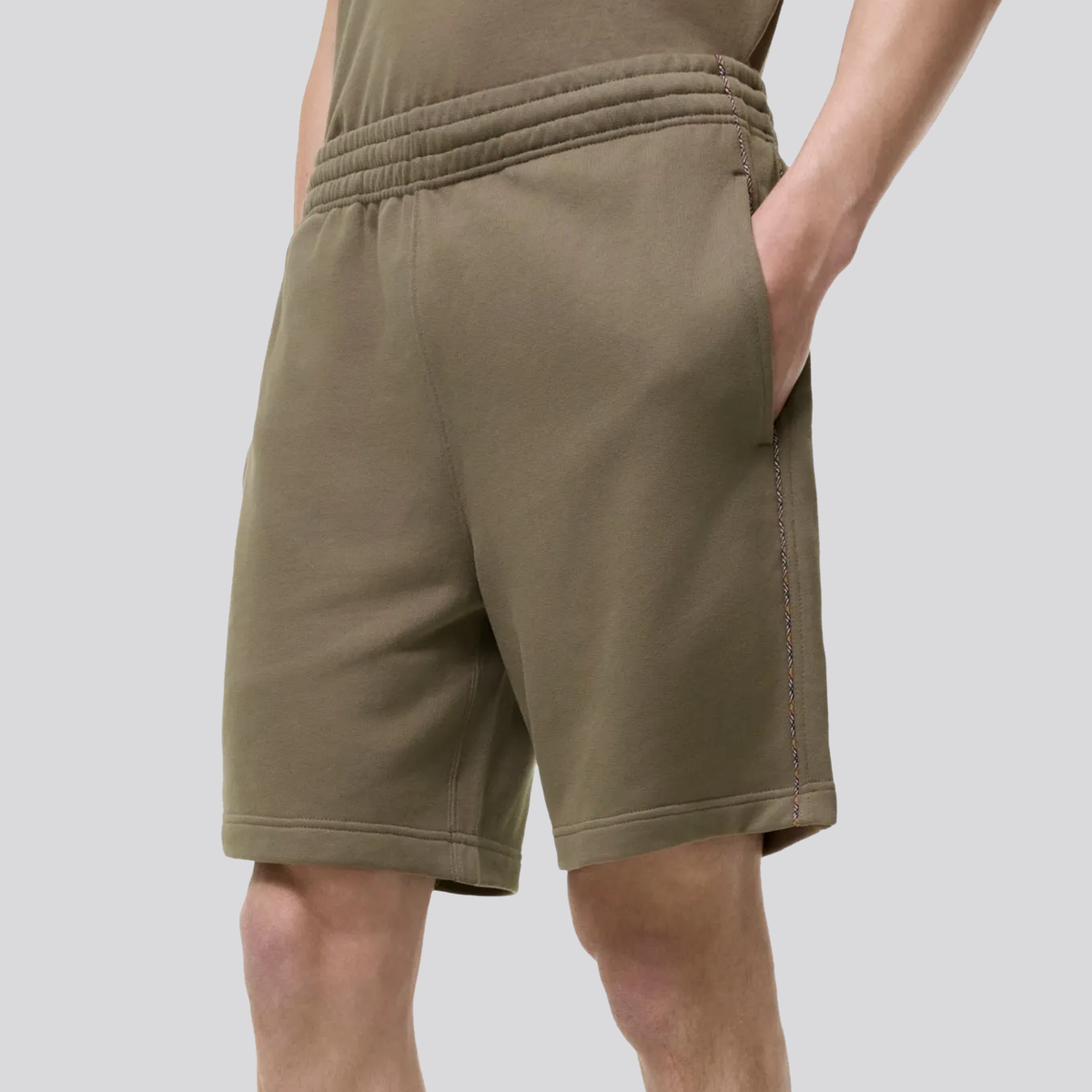 Short Verde Burberry Check Piping