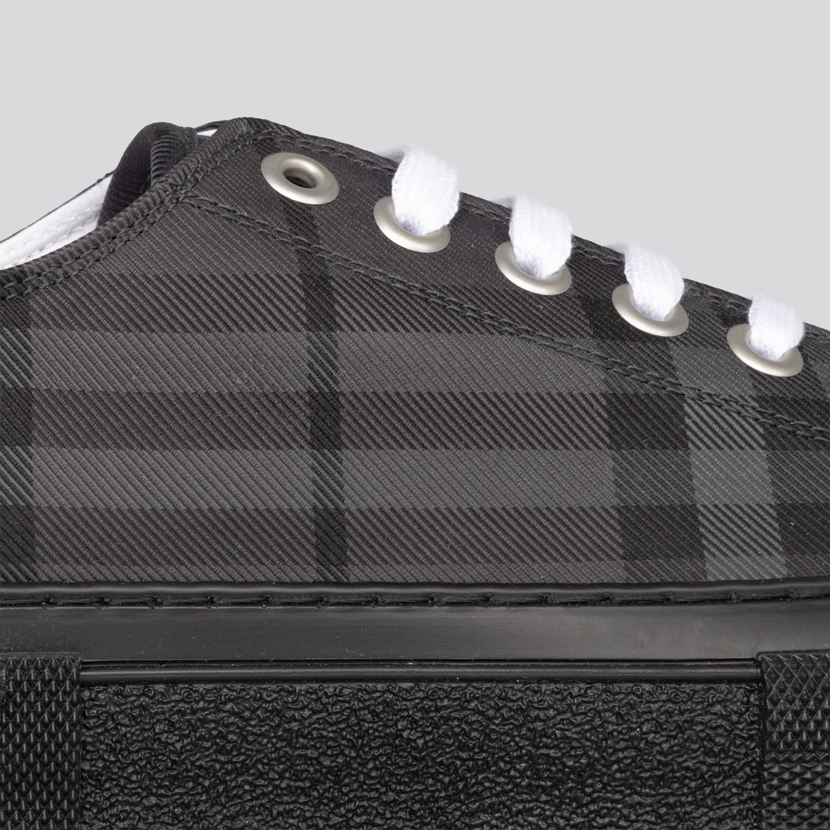 Sneakers Negros - Grises Burberry Vintage Check