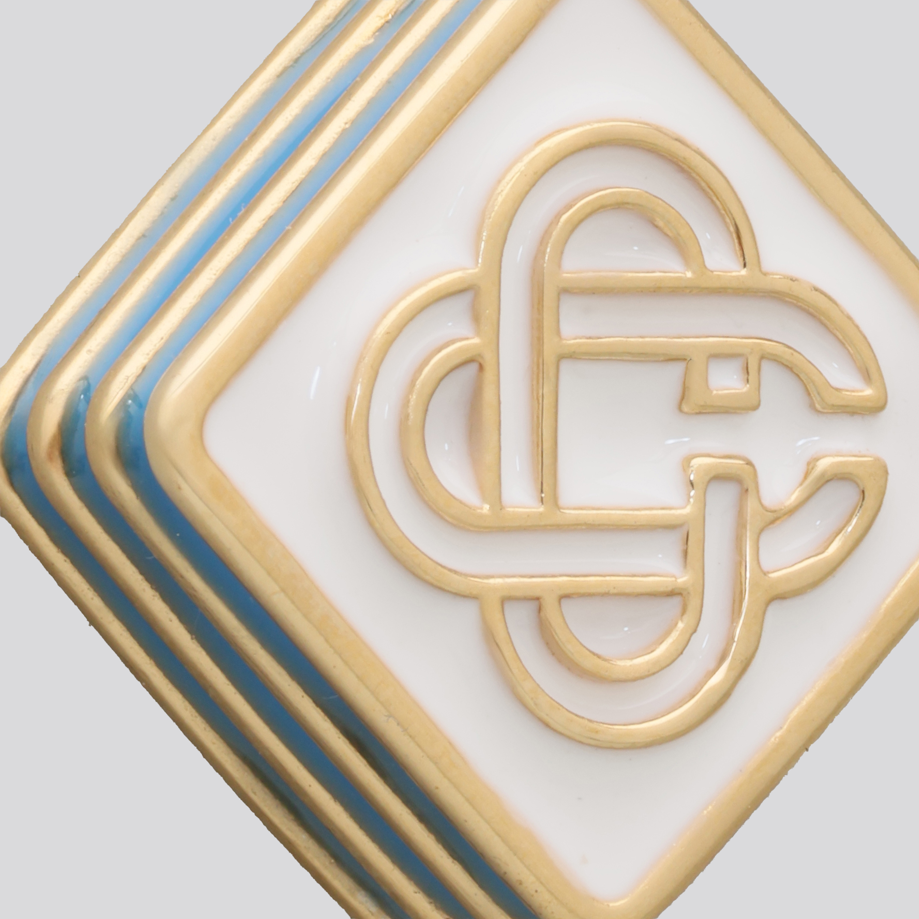 Aretes Dorado Celeste Casablanca Monogram Diamond