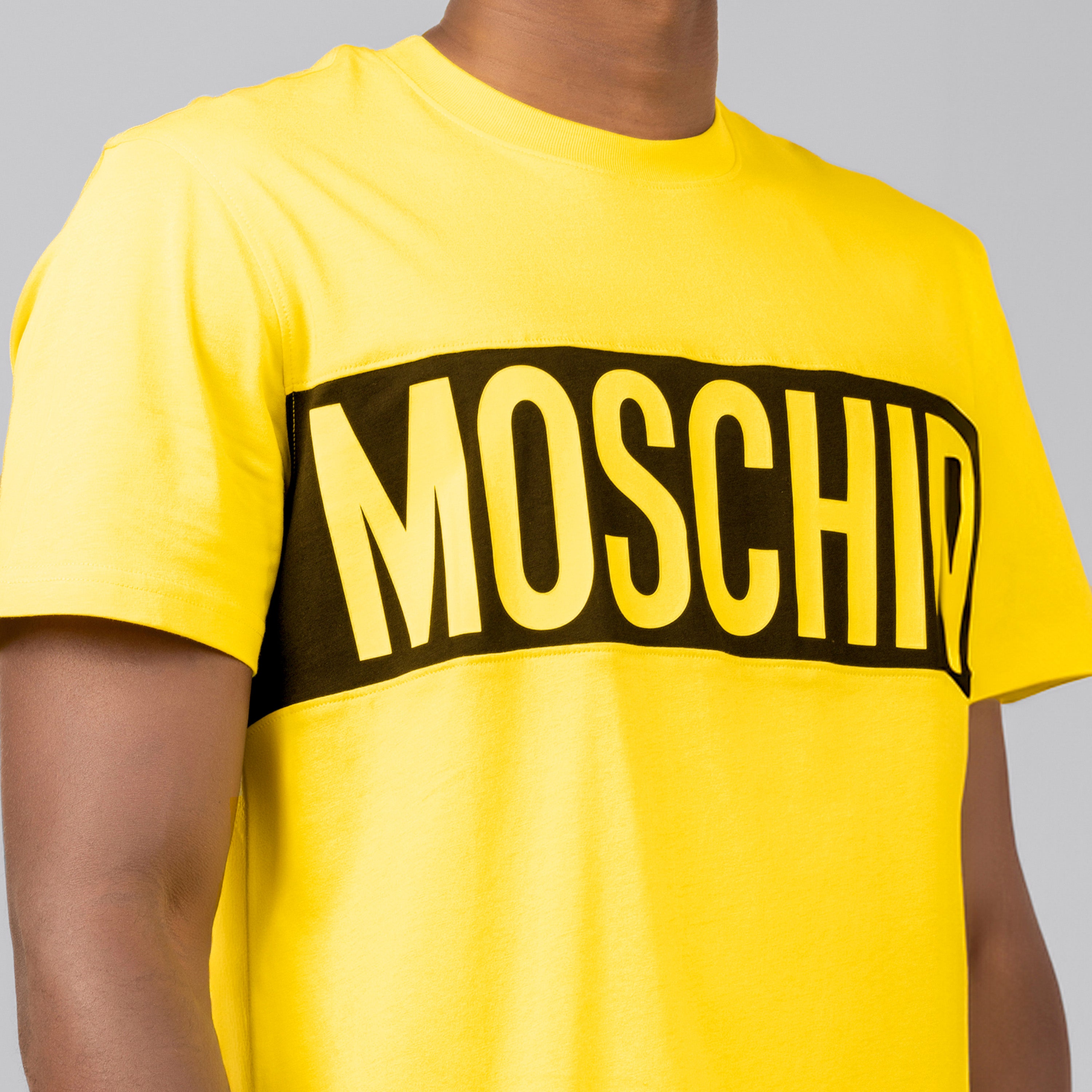 Camiseta Amarilla Moschino Couture Logo