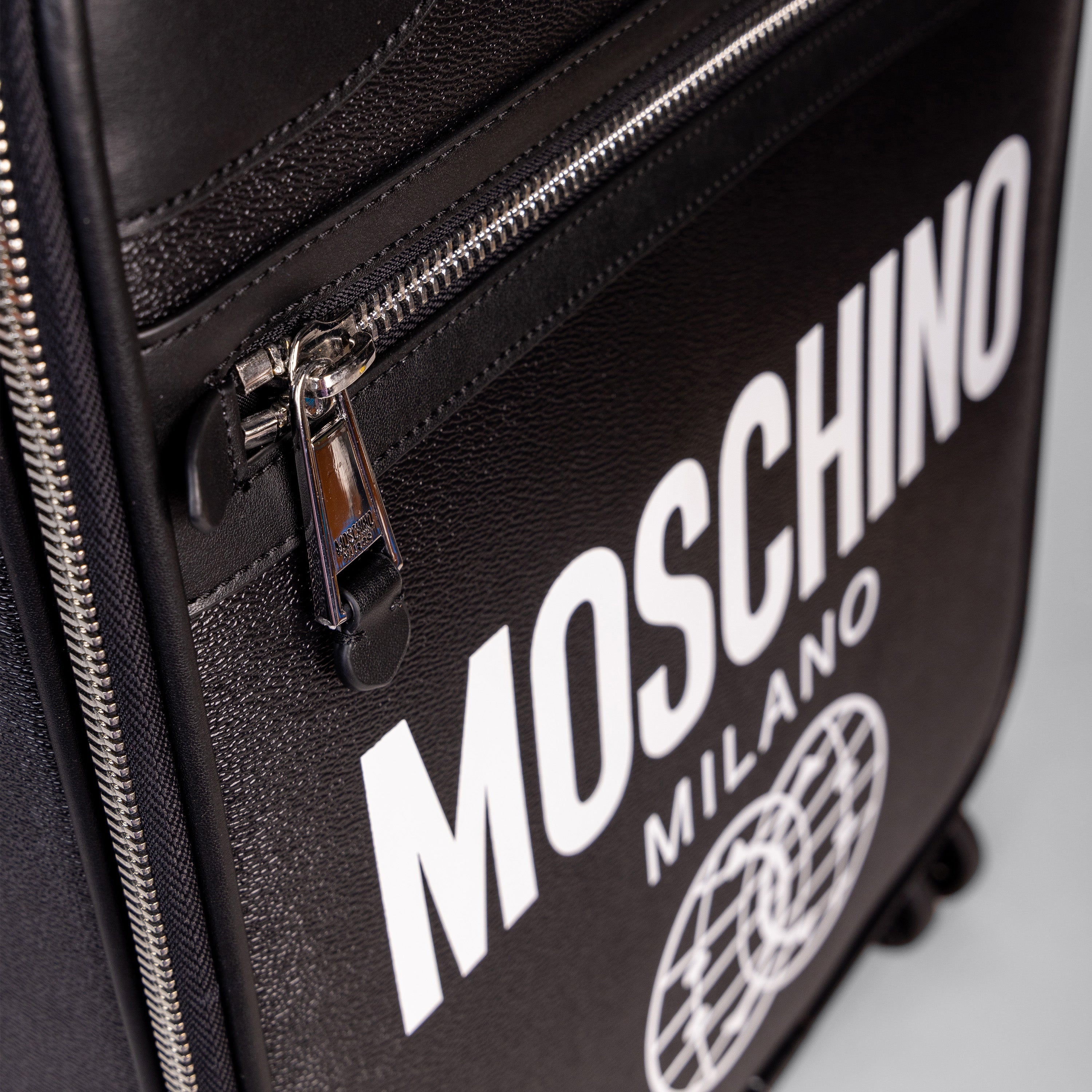 Maleta Negra Moschino Couture World