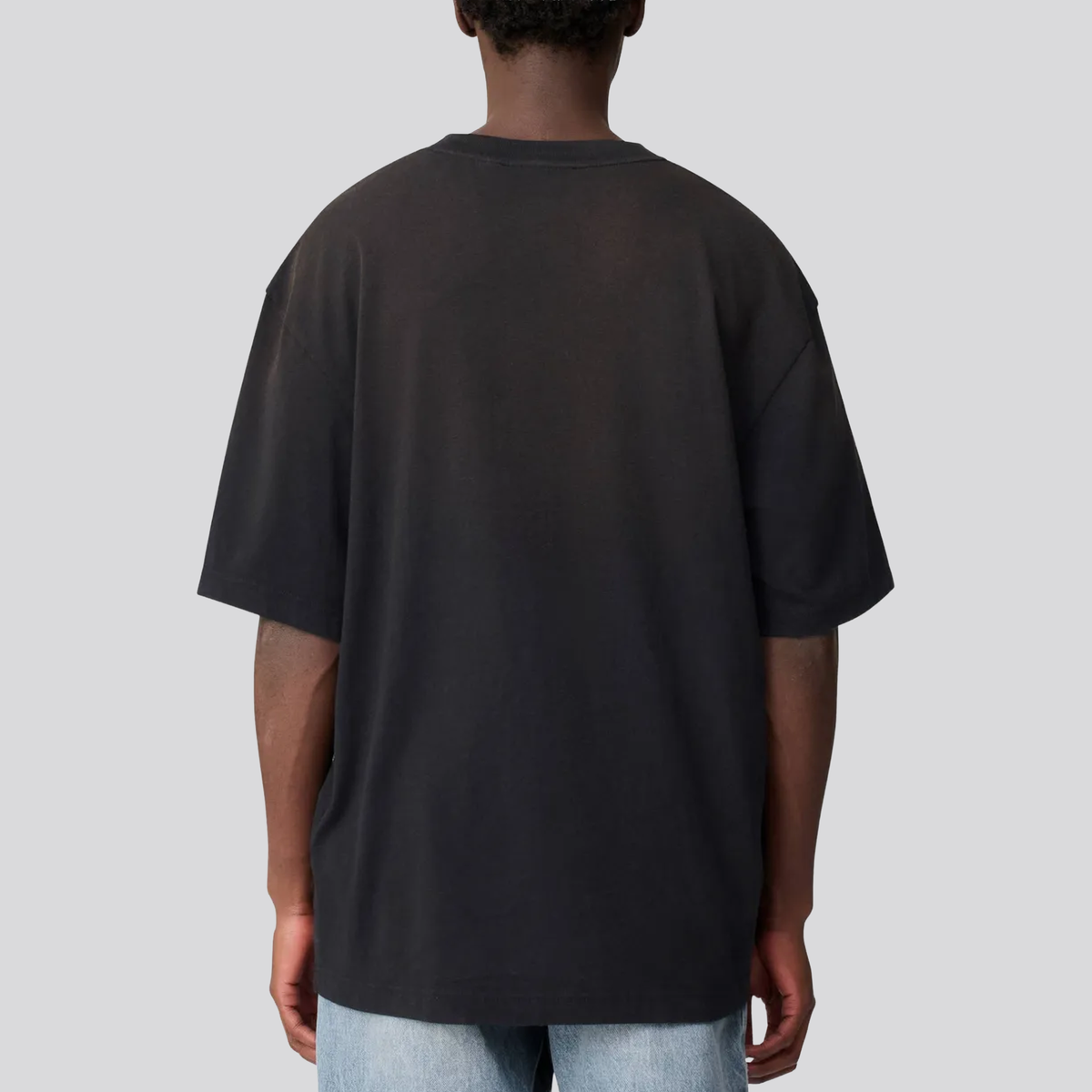 Camiseta Negra Axel Arigato Saba Spray