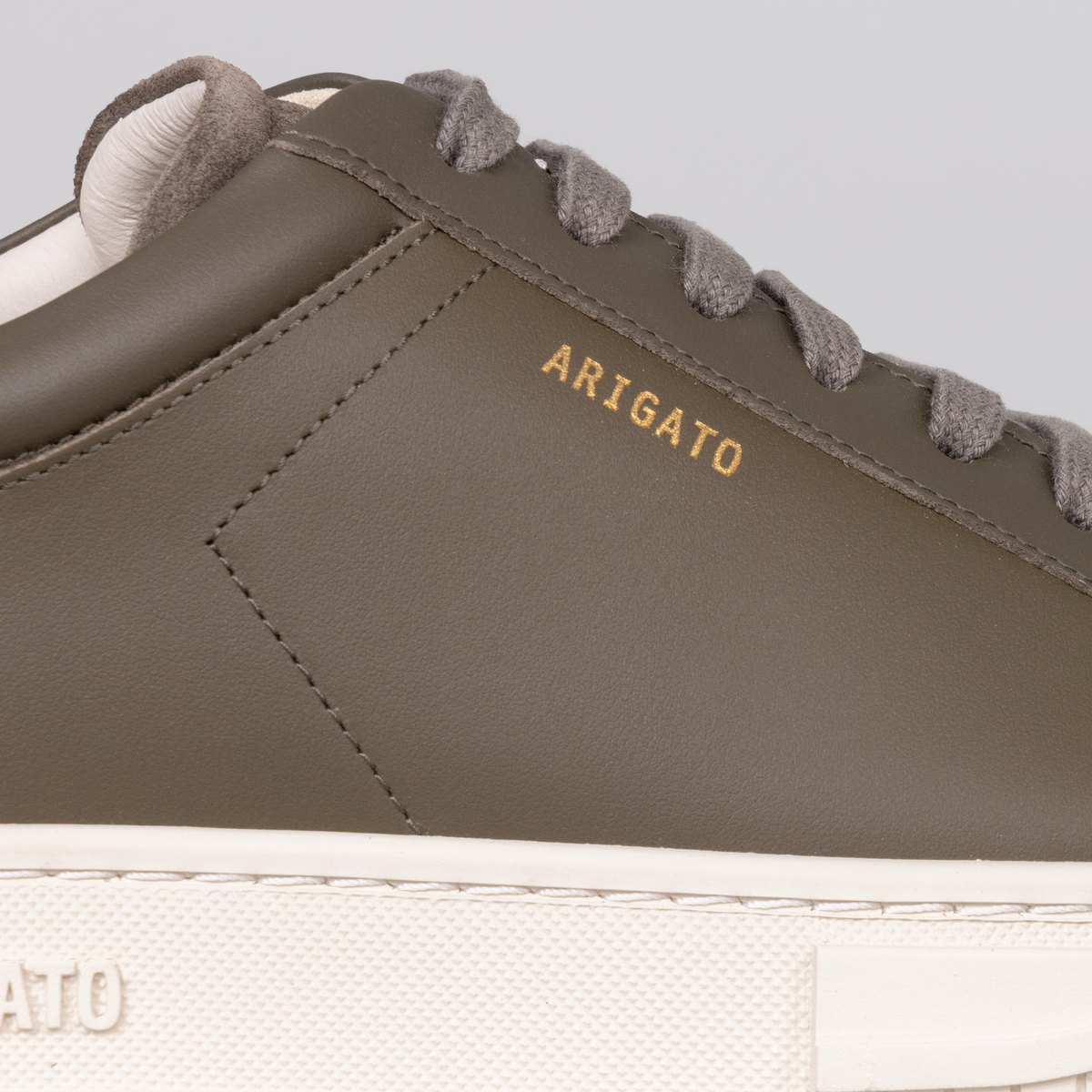 Sneakers Verdes Axel Arigato Olive Green Atlas