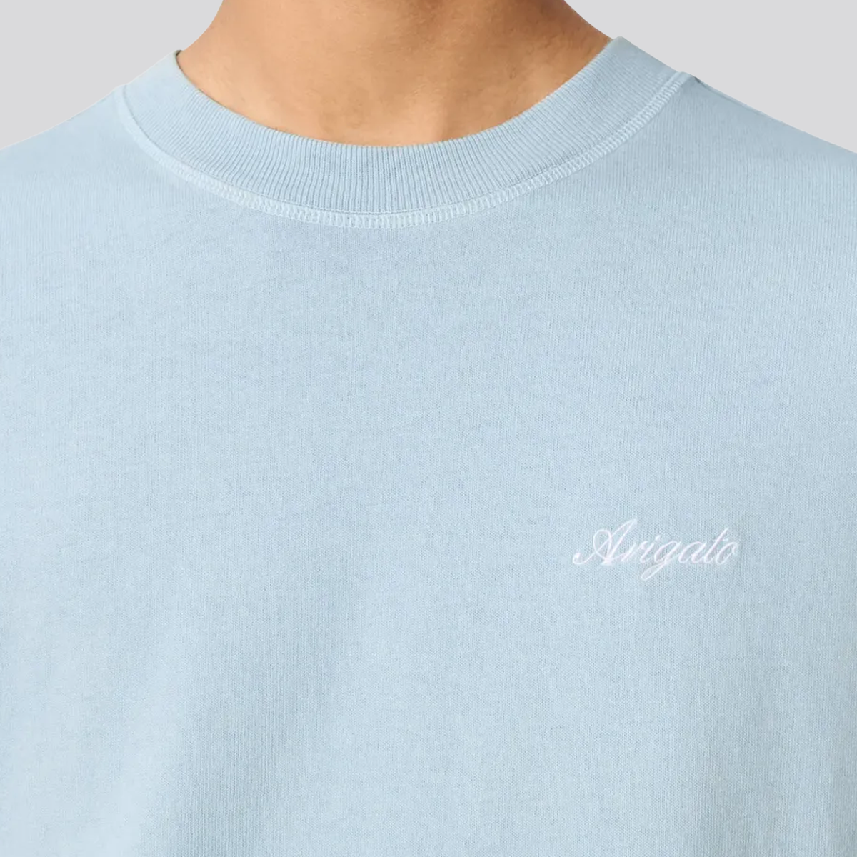 Camiseta Celeste Axel Arigato Honor