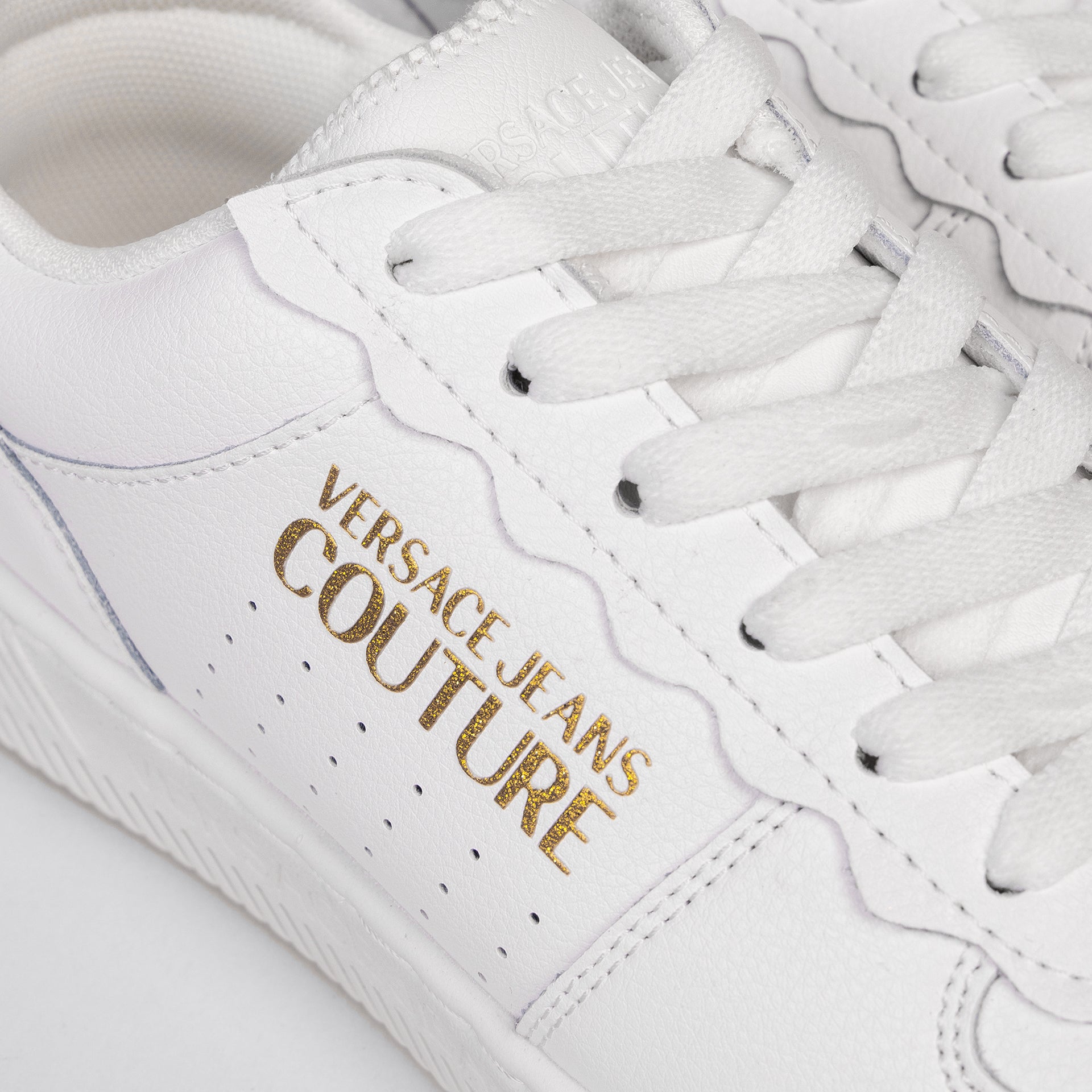 Sneakers Blanco Versace Couture Grainy Leather